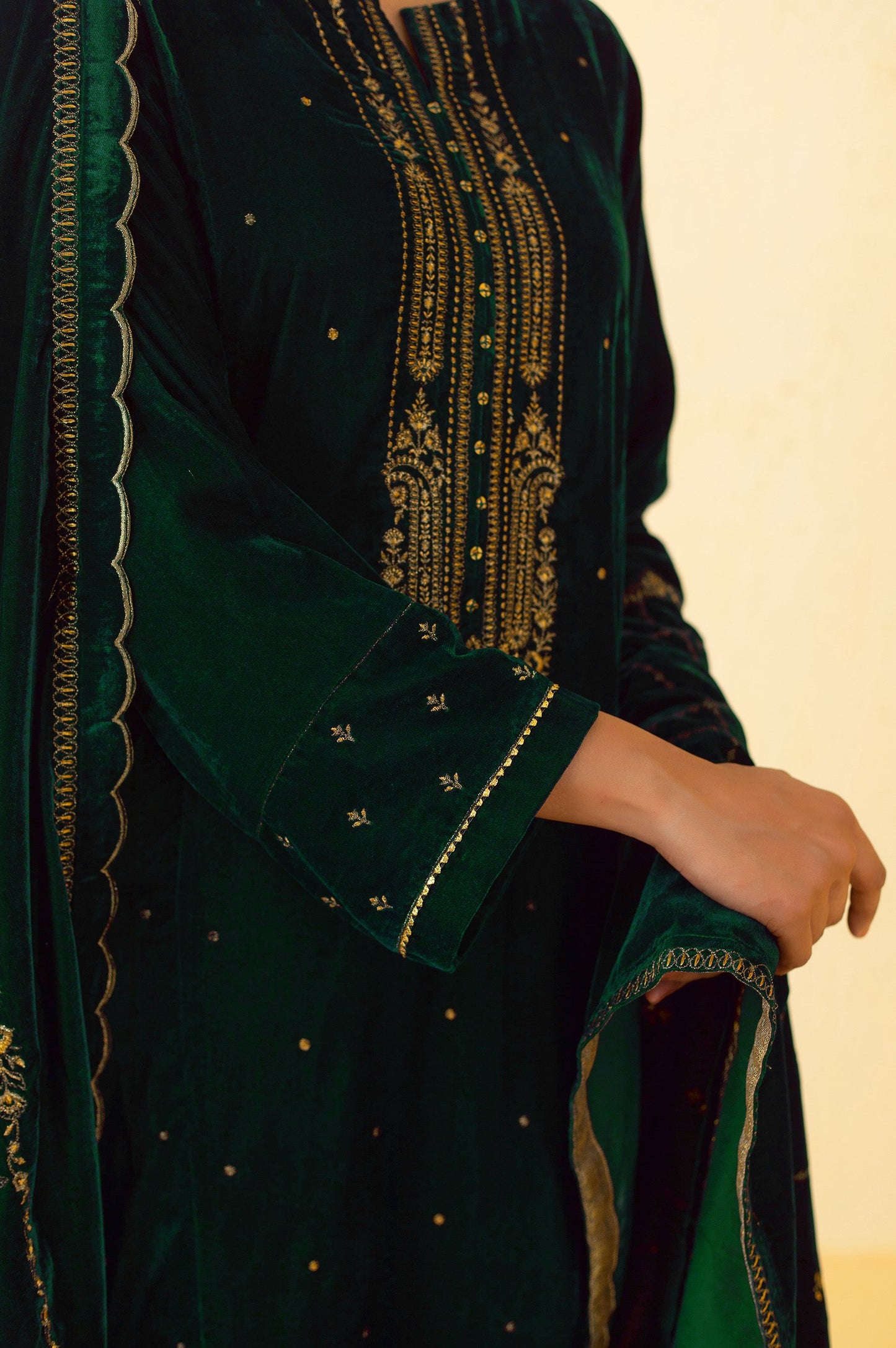 Unstitched 3 Piece Embroidered Velvet Suit - Teal