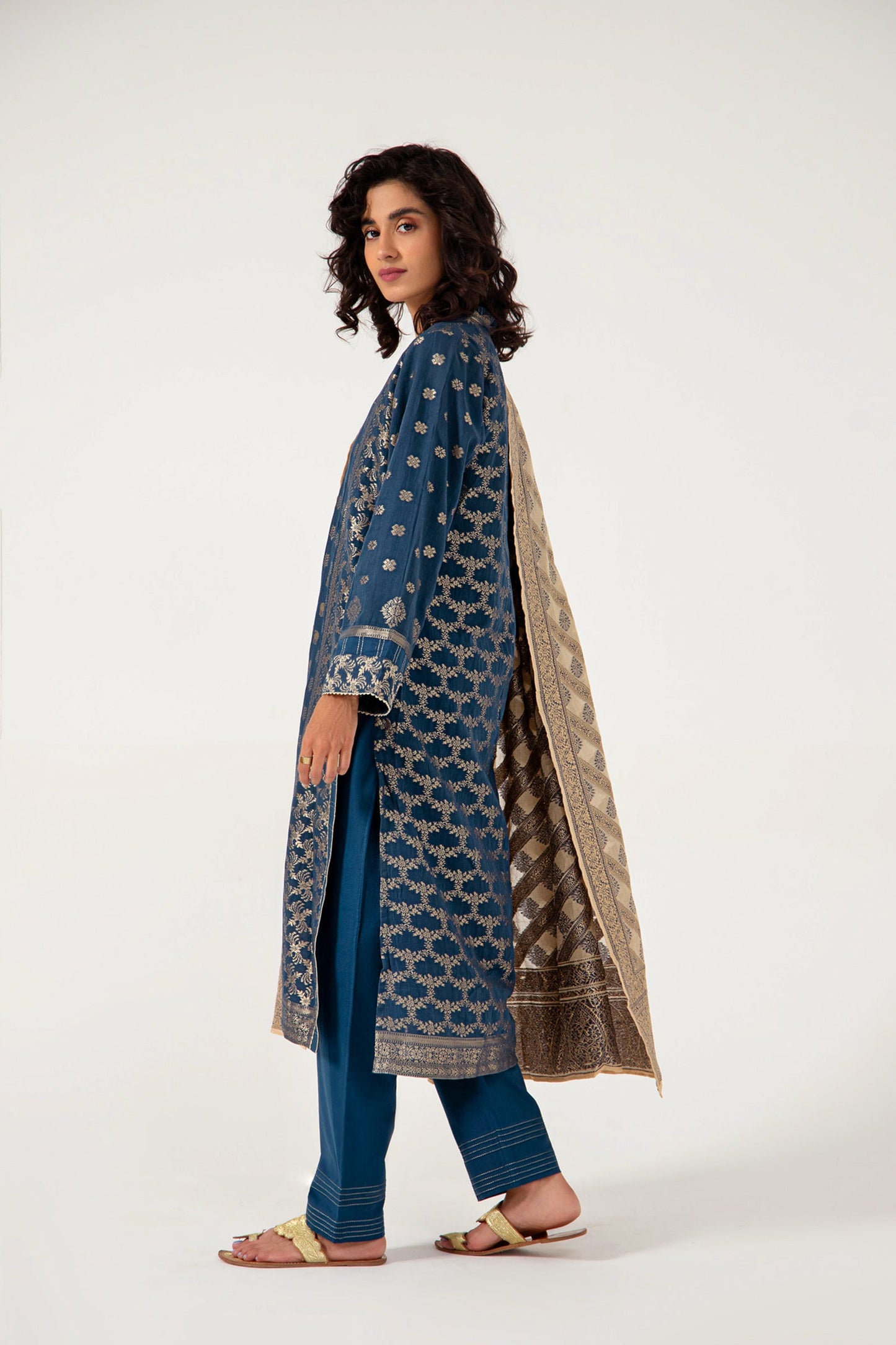 Stitched 3 Piece Dyed Jacquard Suit