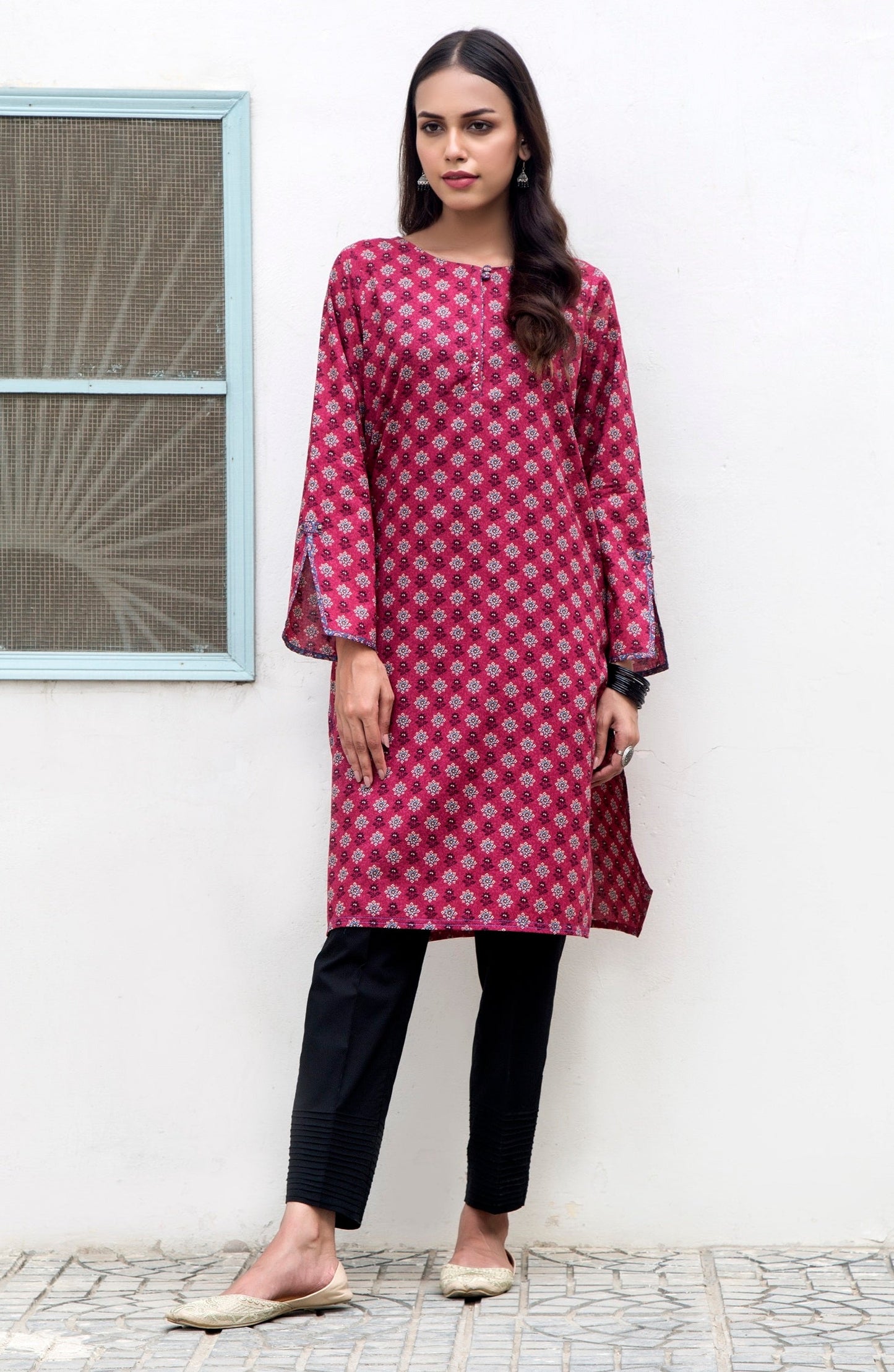 Unstitched 1 Piece Printed Lawn Shirt