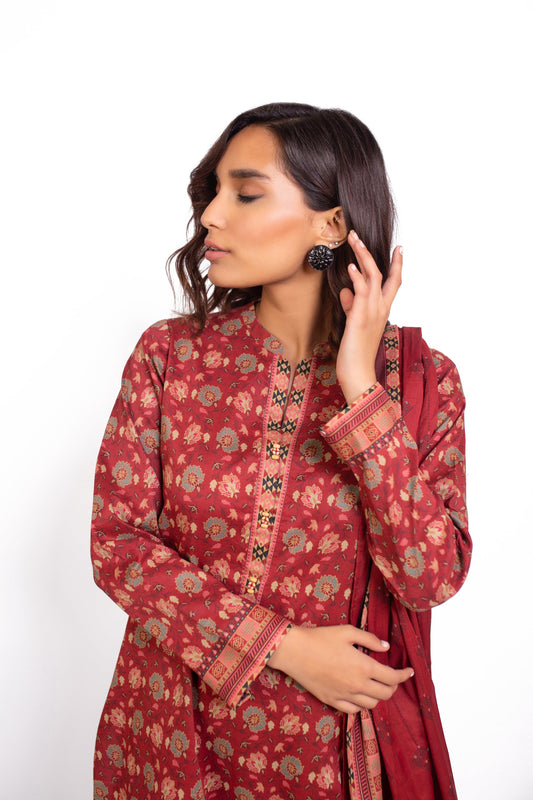 Unstitched 3 Piece Printed Khaddar Suit