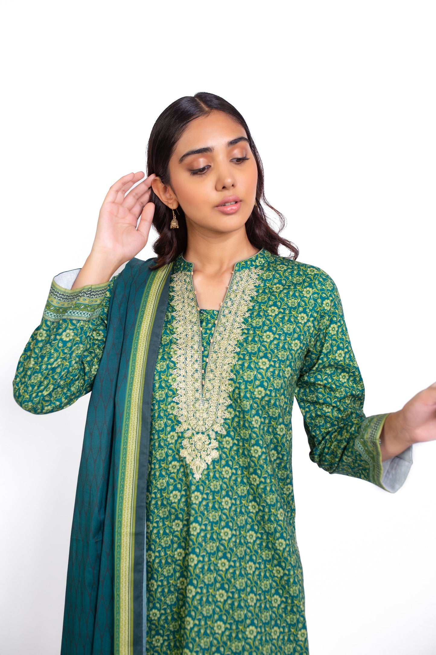 Unstitched 3 Piece Embroidered Cottel Suit