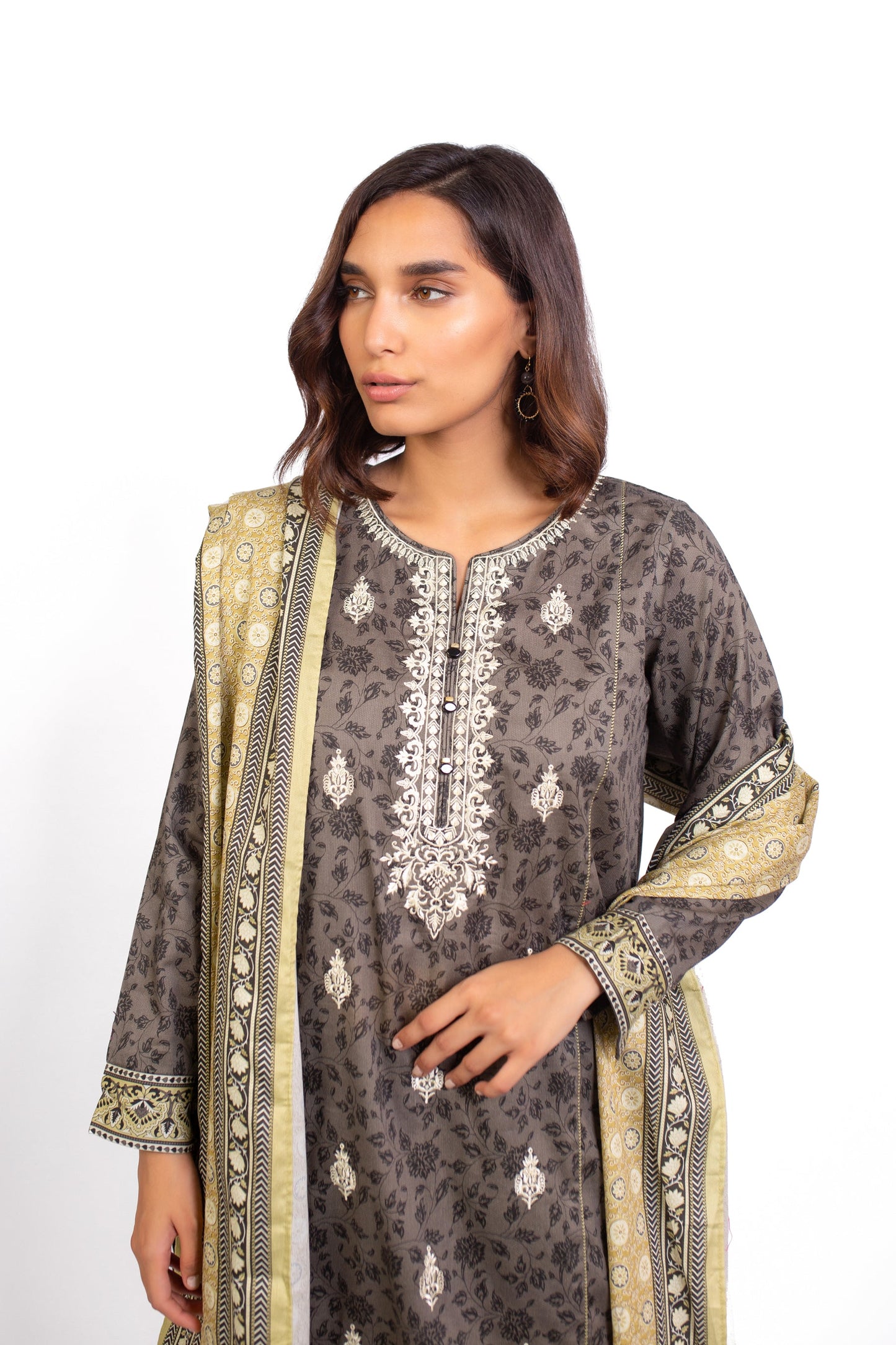 Unstitched 3 Piece Embroidered Cottel Suit