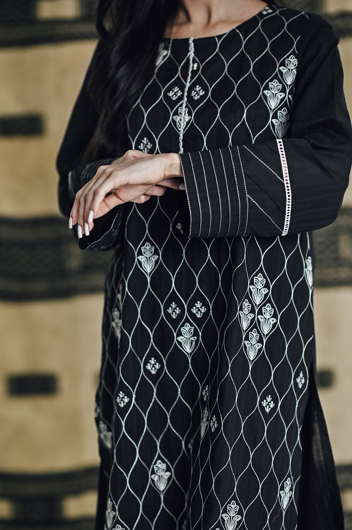 Stitched 2 Piece Embroidered Doria Suit