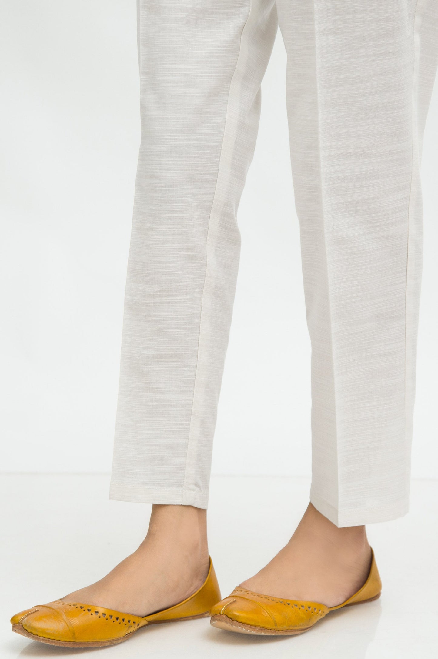Basic Plain Khaddar Cigarette Pant - White