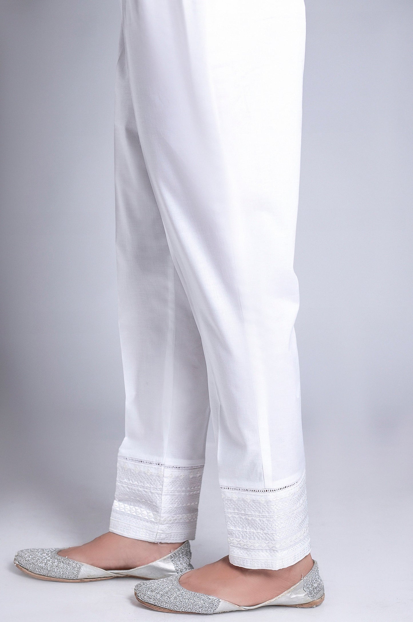 Embellished Cambric Pants - White
