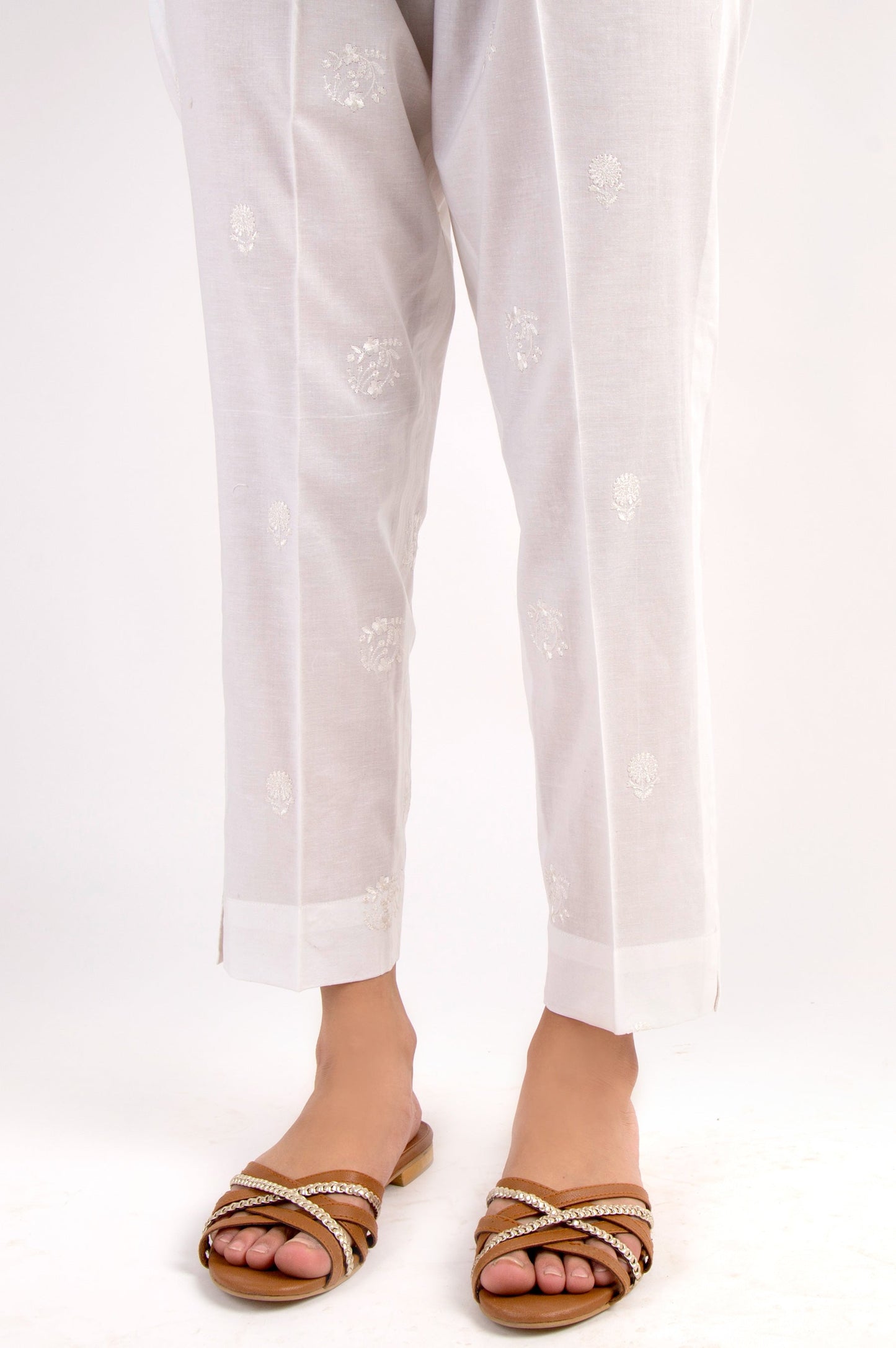 Embroidered Cigarette Pants - White