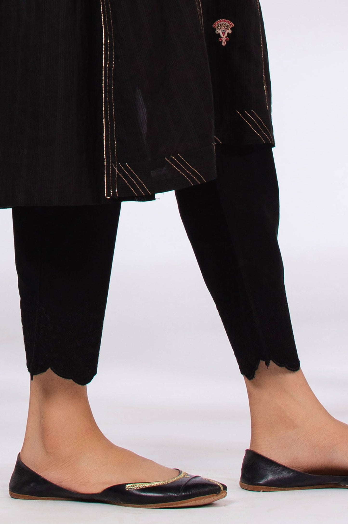 Embroidered Cambric Cigarette Pants - Black