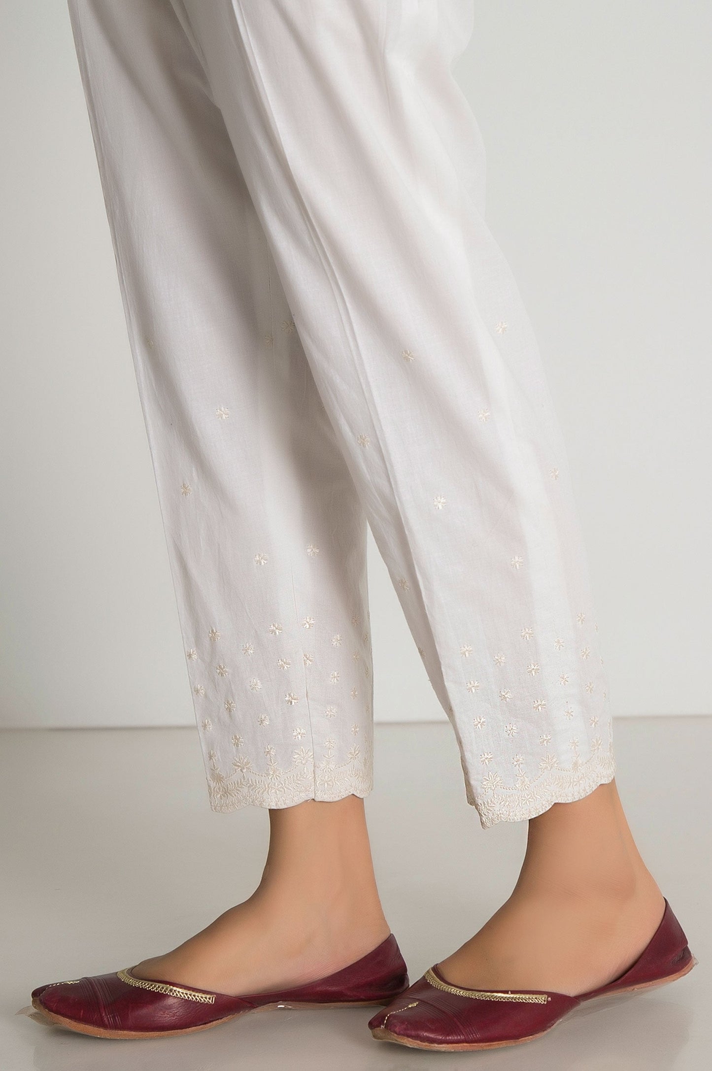 Embroidered Cigarette Pants - White
