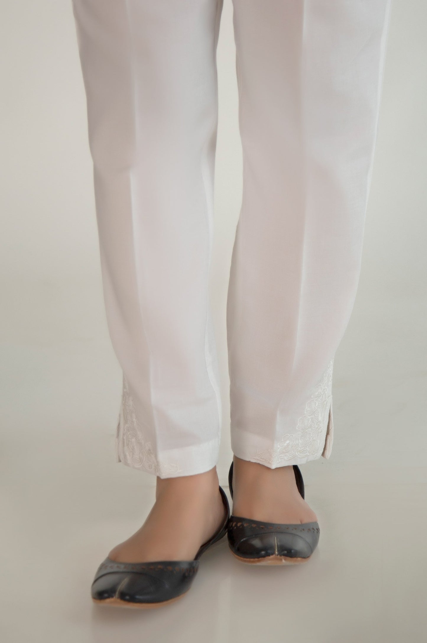 Embroidered Cambric Cigarette Pants