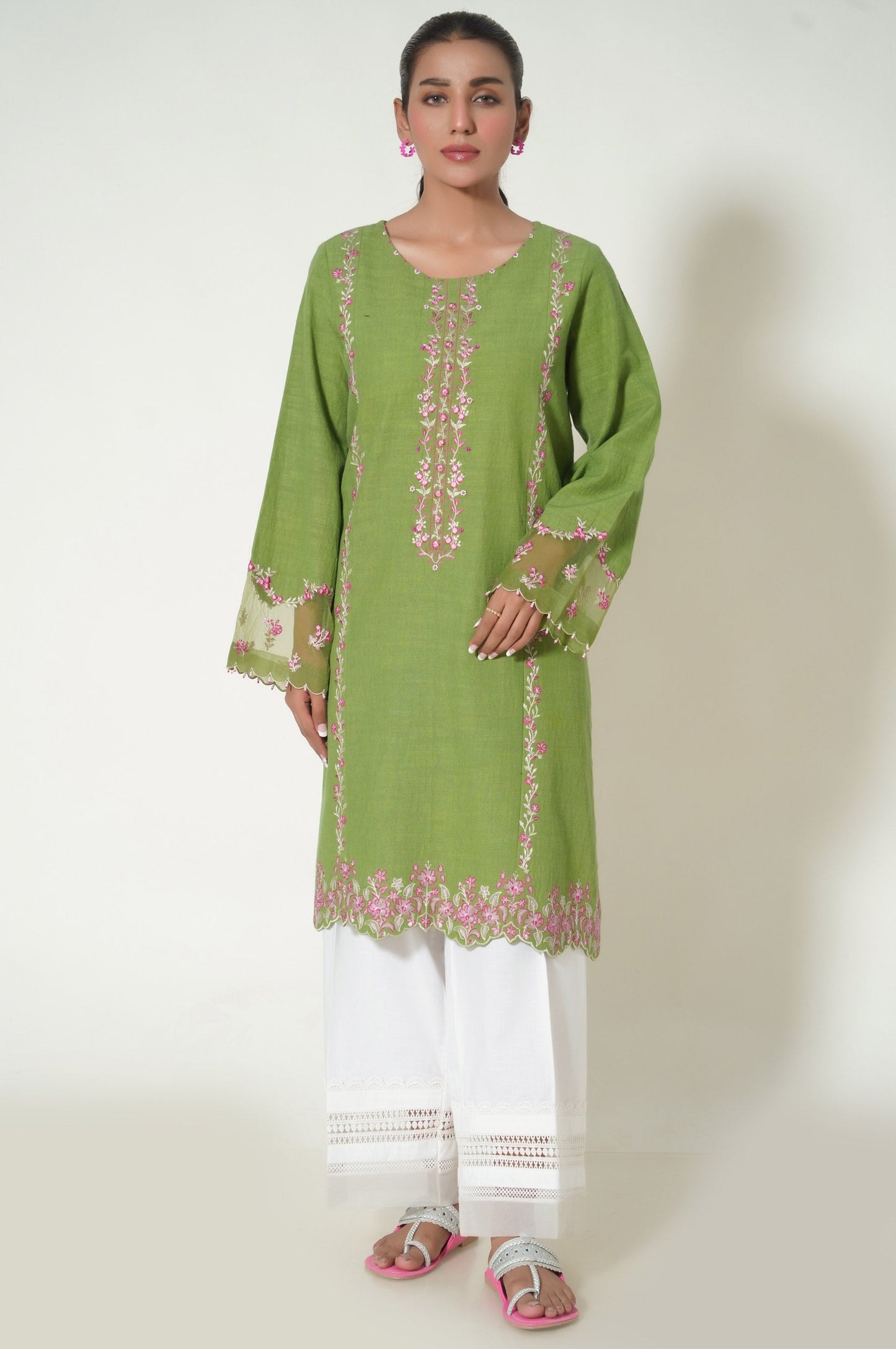 Unstitched 1 Piece Embroidered Khaddar Shirt
