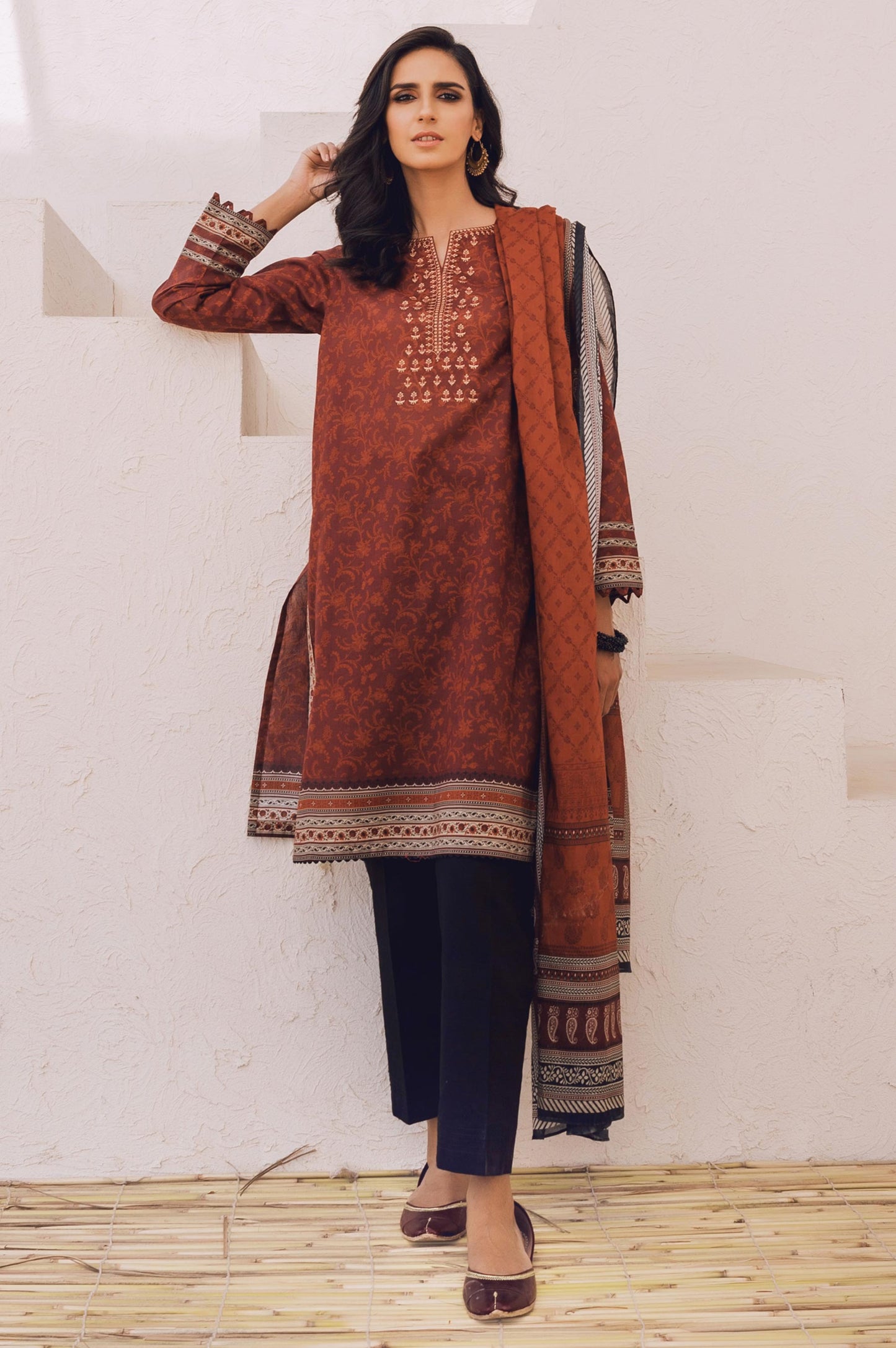 Unstitched 2 Piece Embroidered Lawn shirt with Cotton Net Dupatta