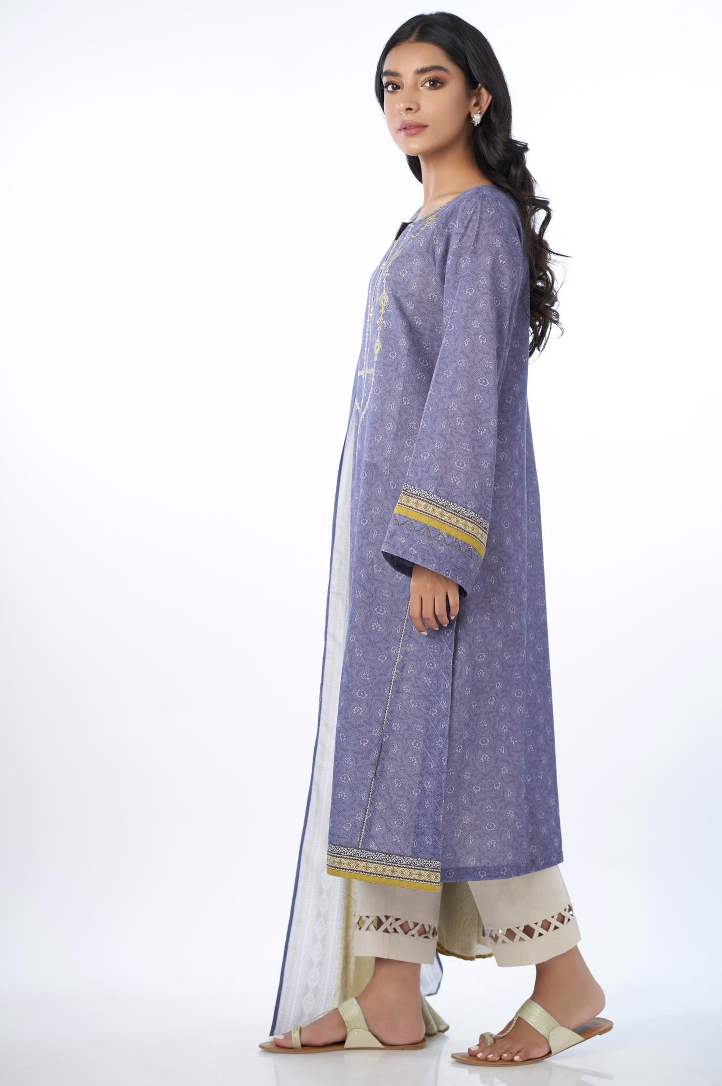 Unstitched 2 Piece Embroidered Karandi Suit