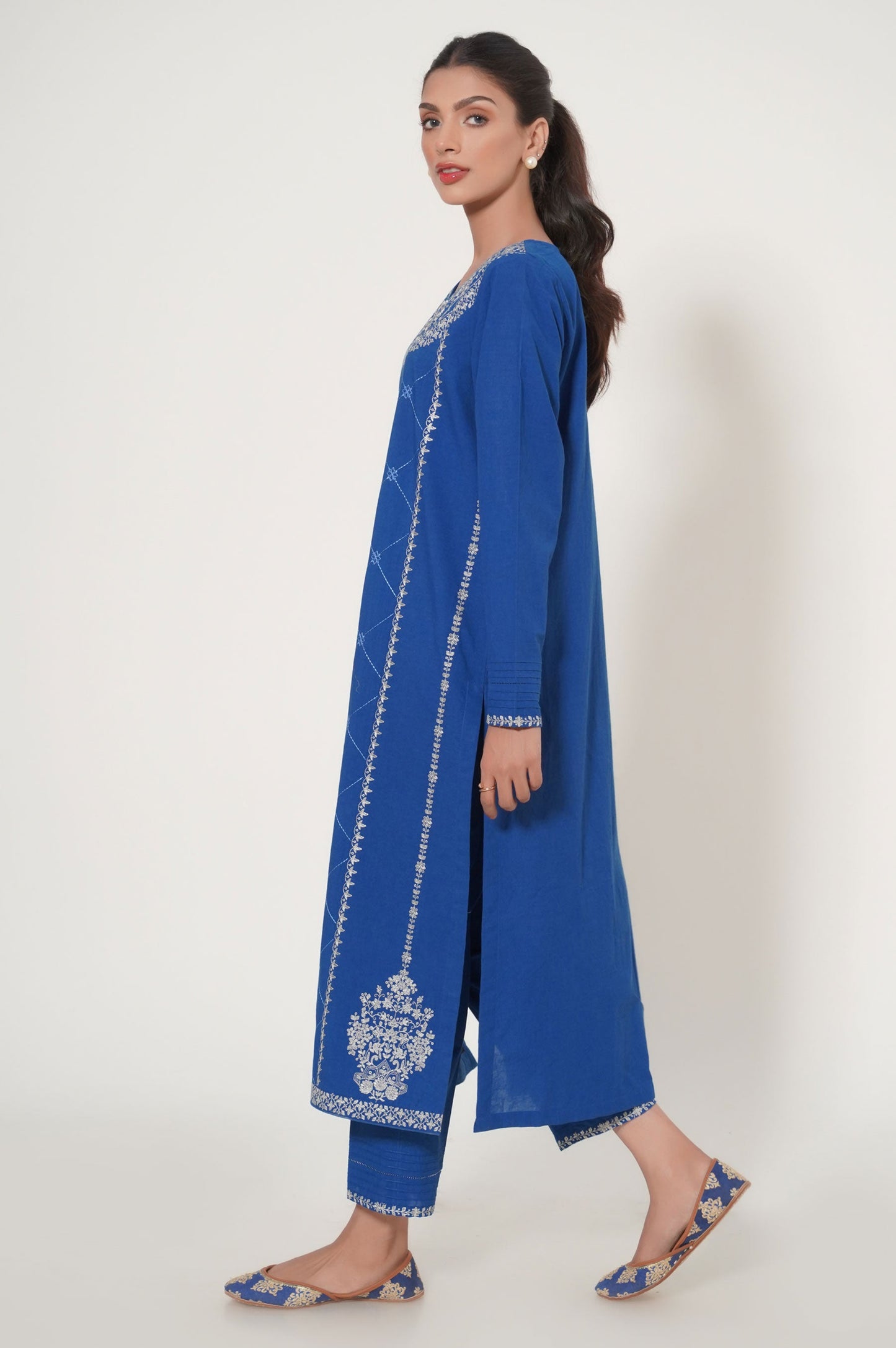 Unstitched 2 Piece Embroidered Slub Cambric Suit