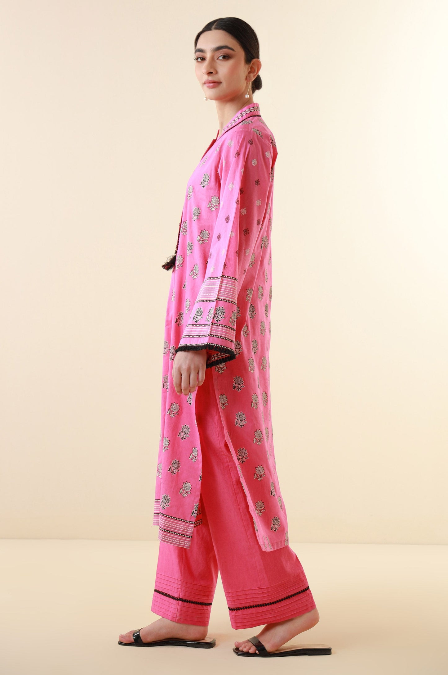 Unstitched 2 Piece Paste Printed Lawn Suit