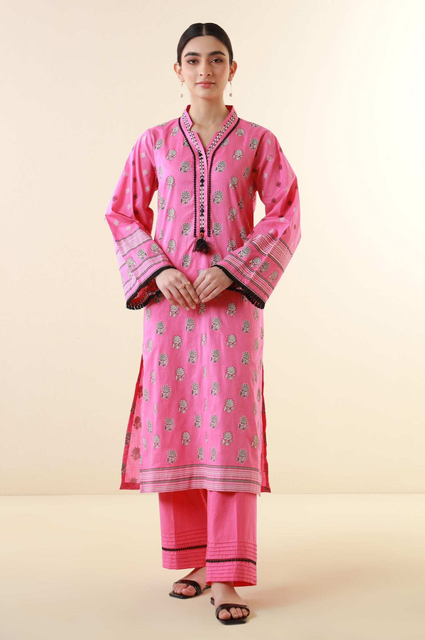 Unstitched 2 Piece Paste Printed Lawn Suit