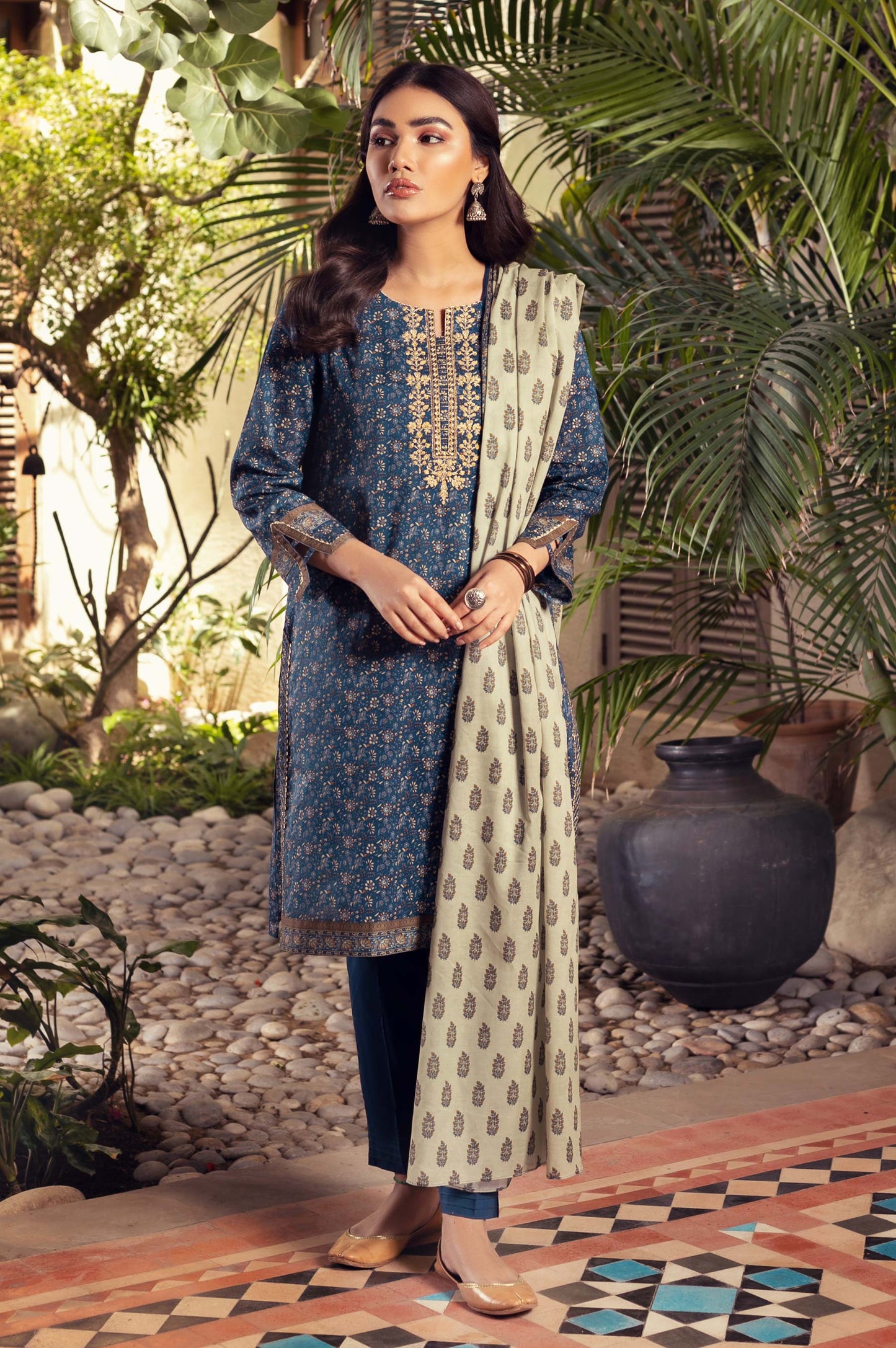 Unstitched 3 Piece Embroidered Lawn Suit with Lawn Dupatta