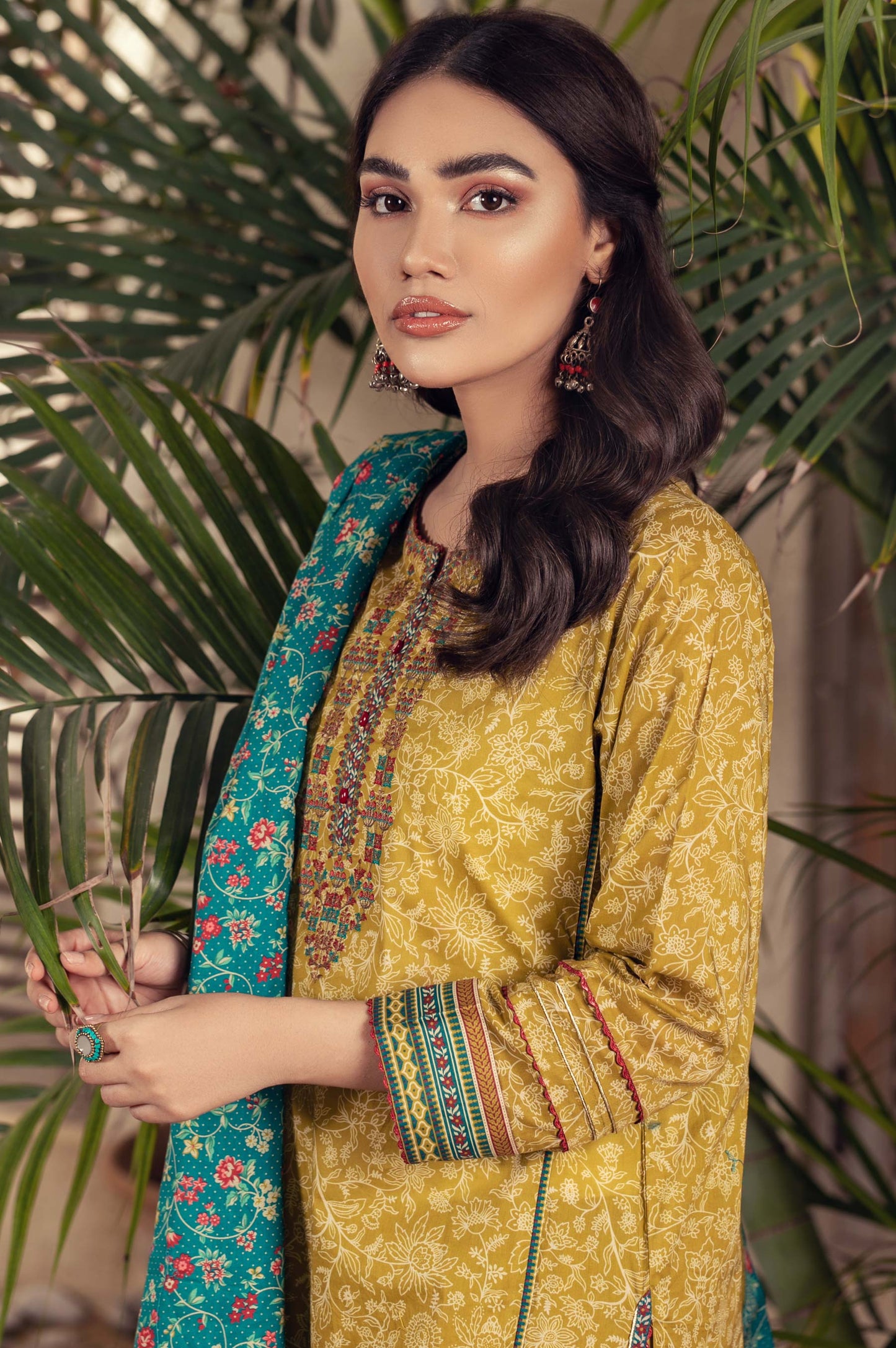 Unstitched 3 Piece Embroidered Slub Lawn Suit with Voile Slub Dupatta