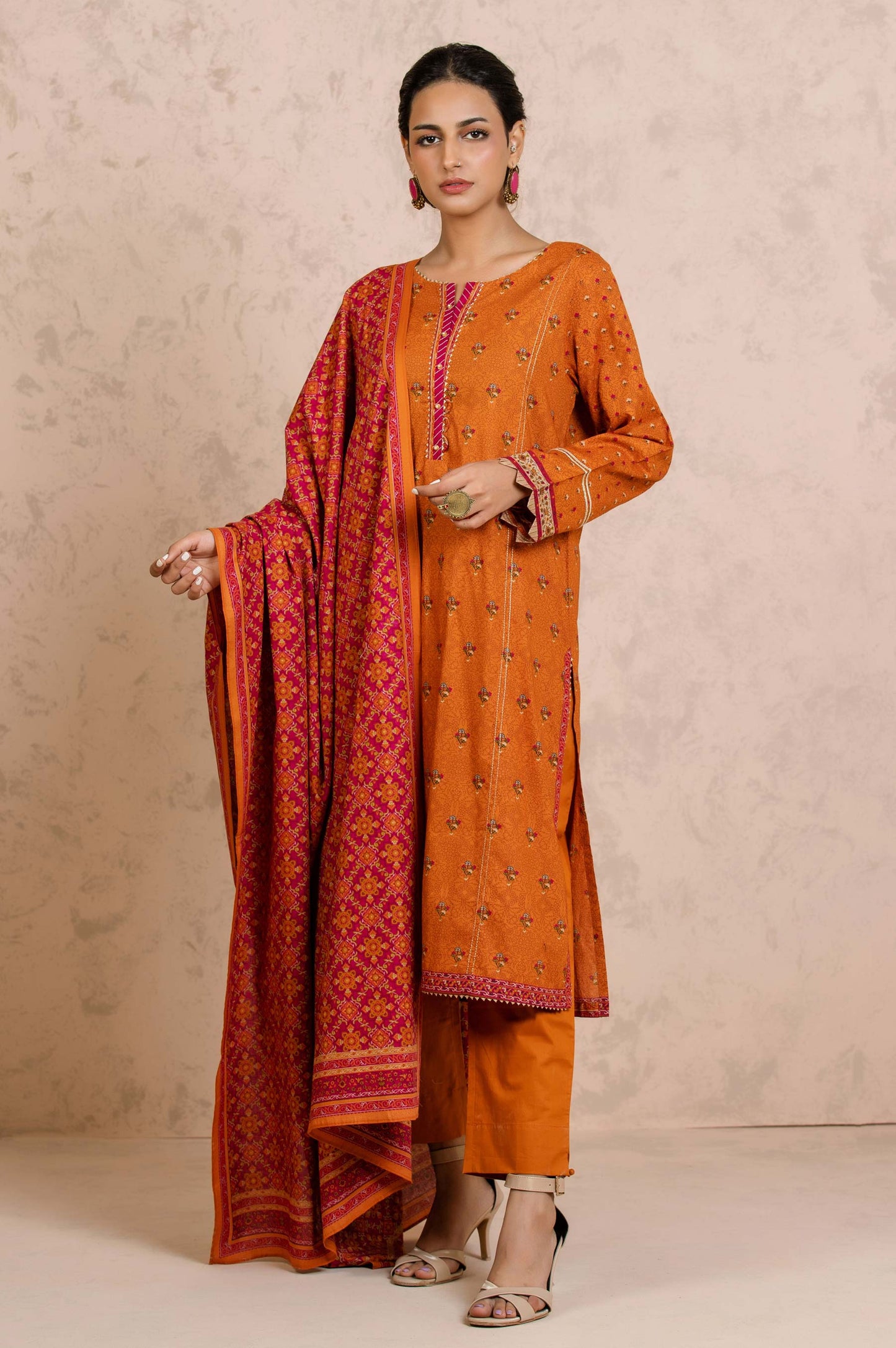 Unstitched 3 Piece Printed Cambric Suit