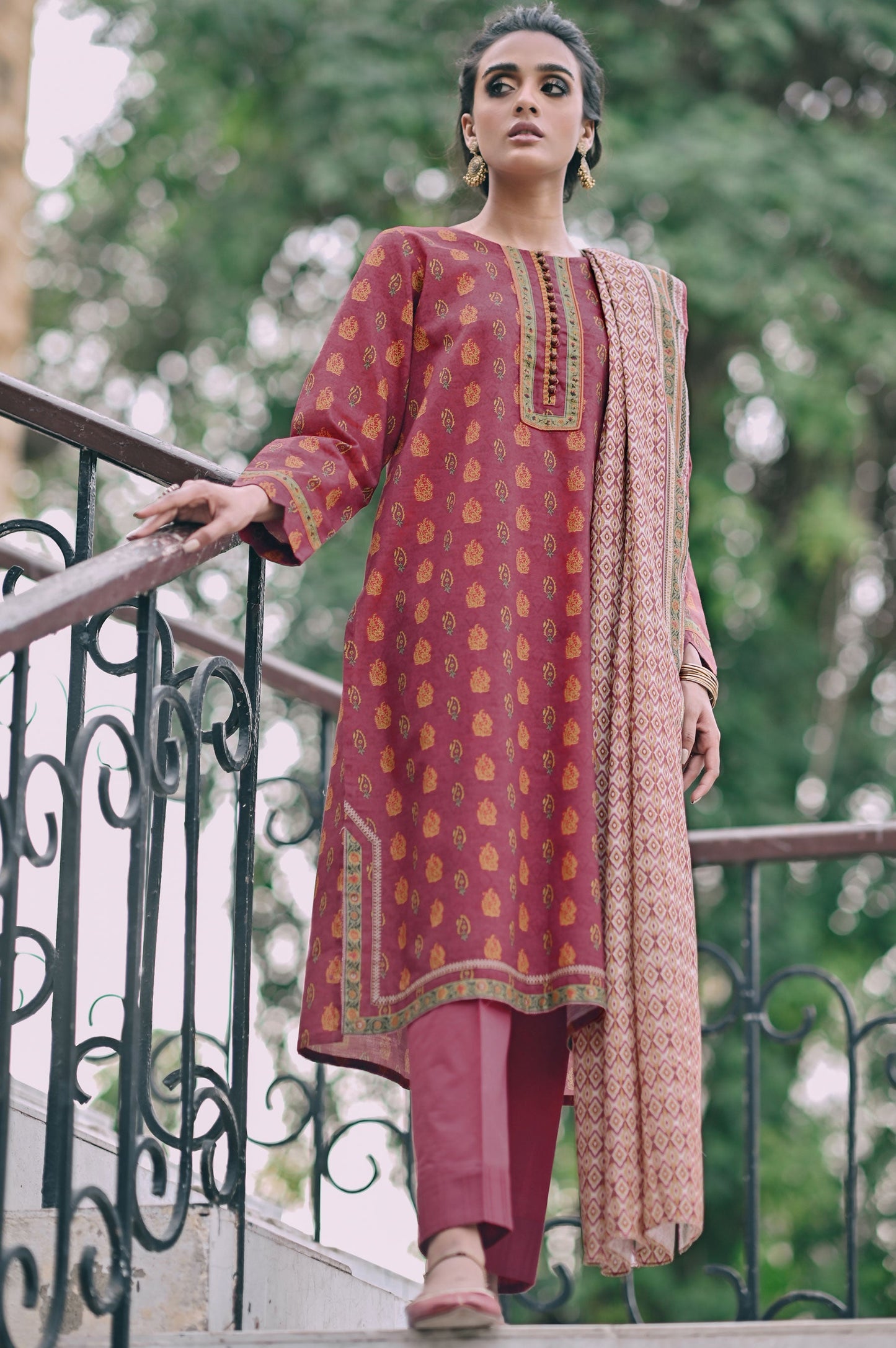 Unstitched 3 Piece Printed Cottel Suit