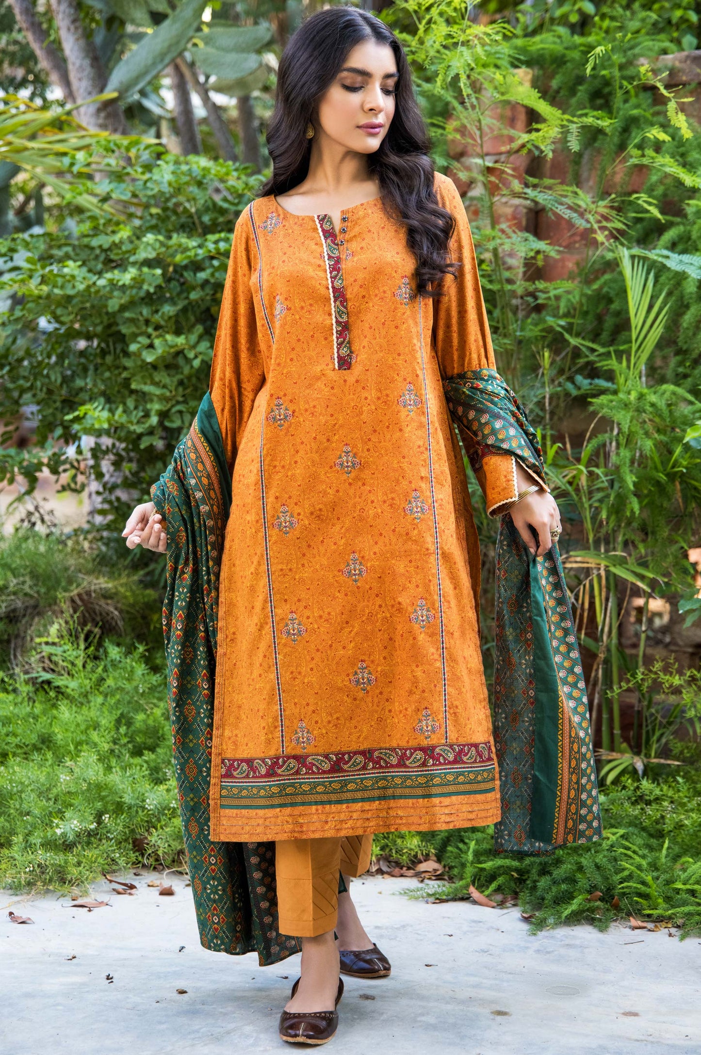 Unstitched 3 Piece Embroidered Cottel Suit
