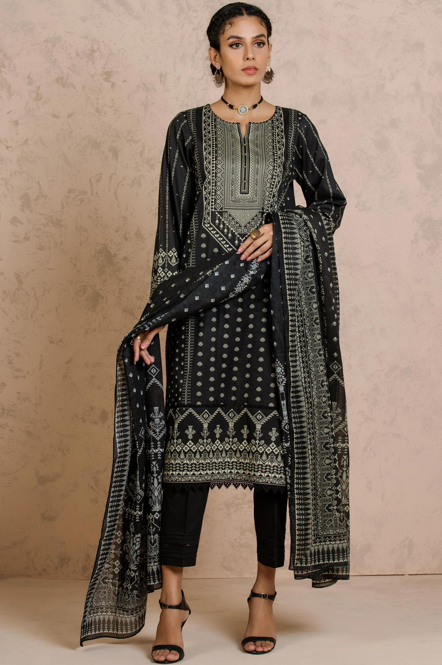 Unstitched 3 Piece Printed Cottel Suit