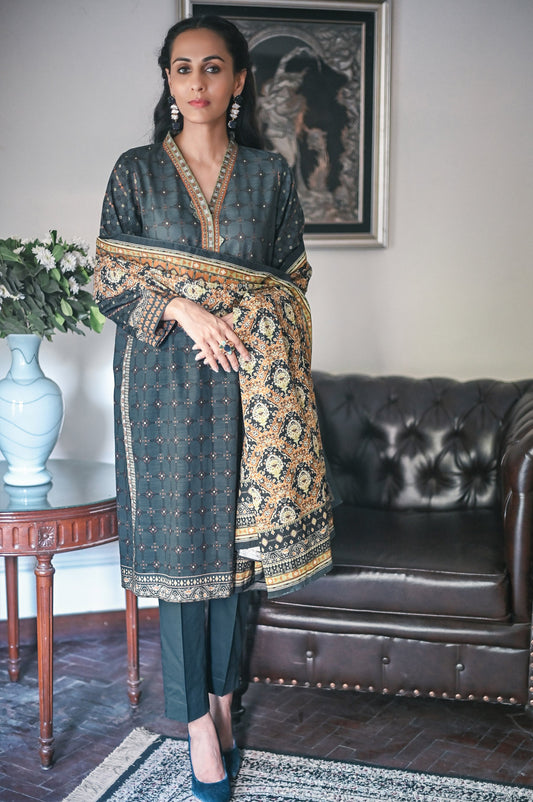 Unstitched 3 Piece Printed Cottel Suit