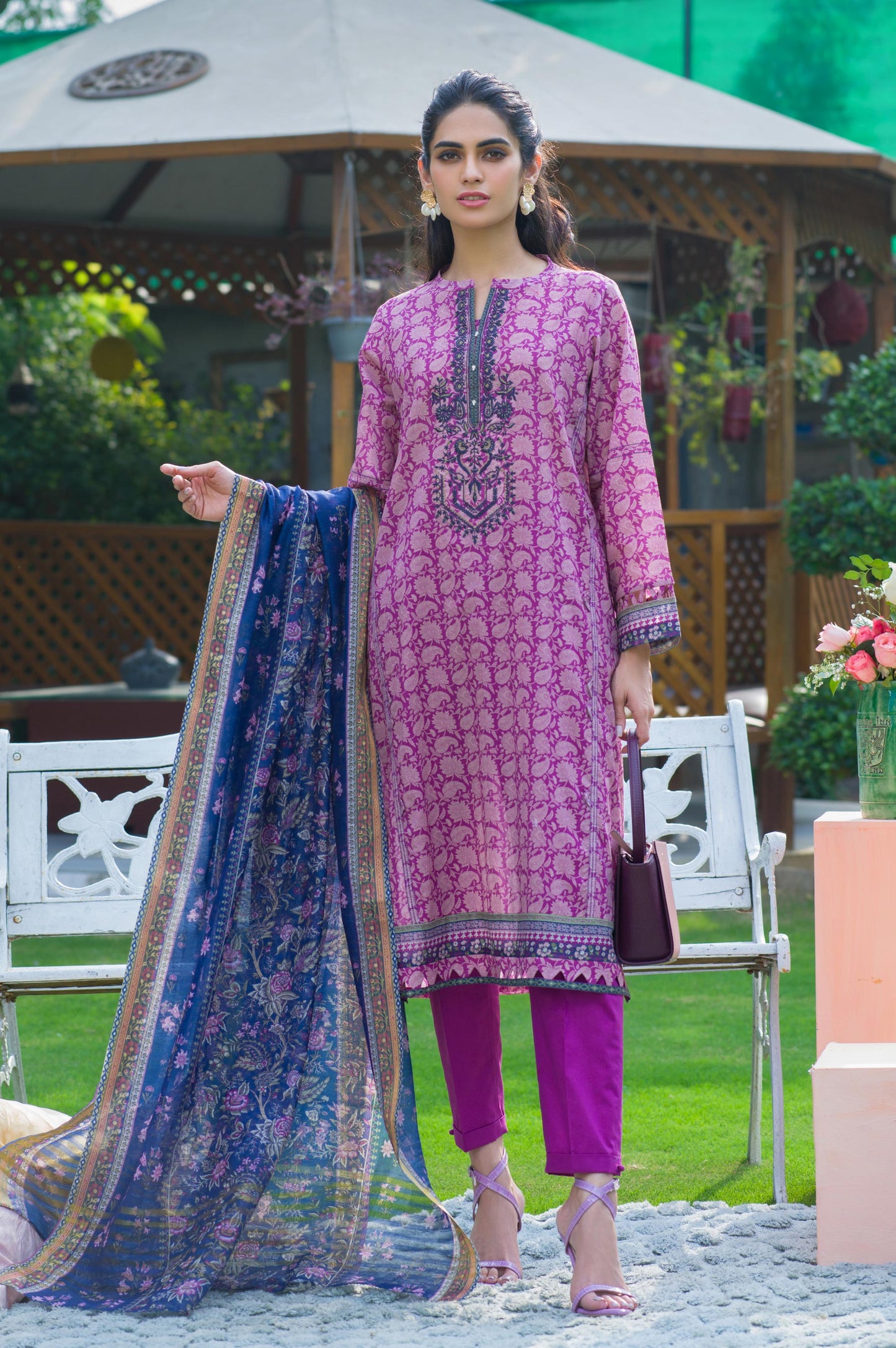 Unstitched 3 Piece Embroidered Lawn with Slub Organza Suit