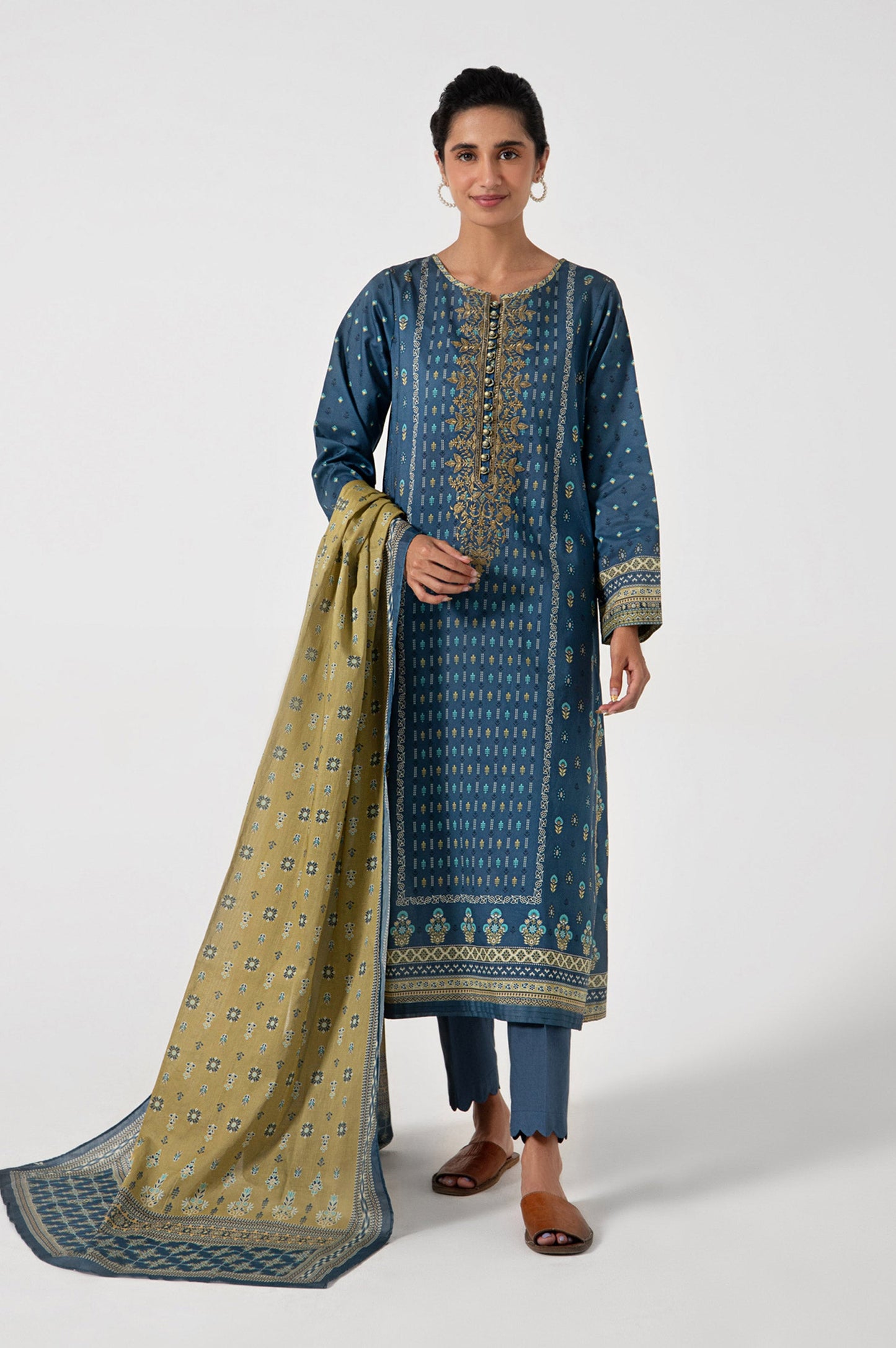 Stitched 3 Piece Embroidered Slub Lawn Suit