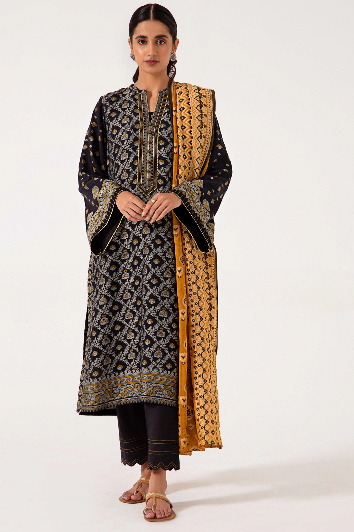 Unstitched 3 Piece Jacquard Suit