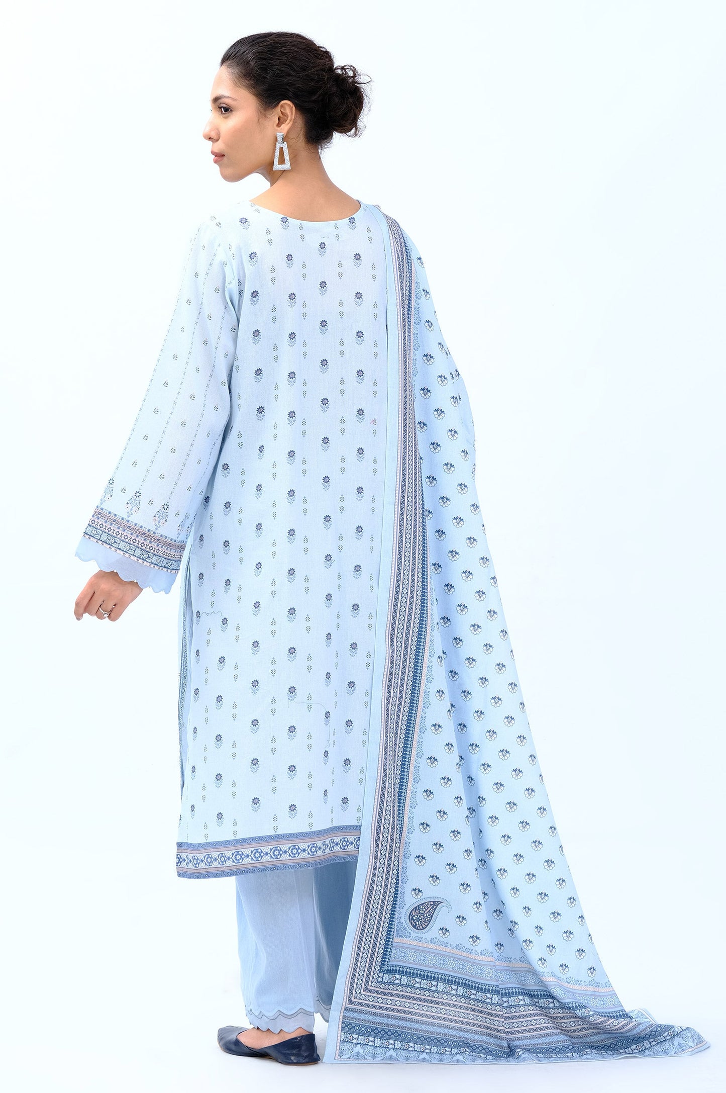 Unstitched 3 Piece Embroidered Cottel Suit