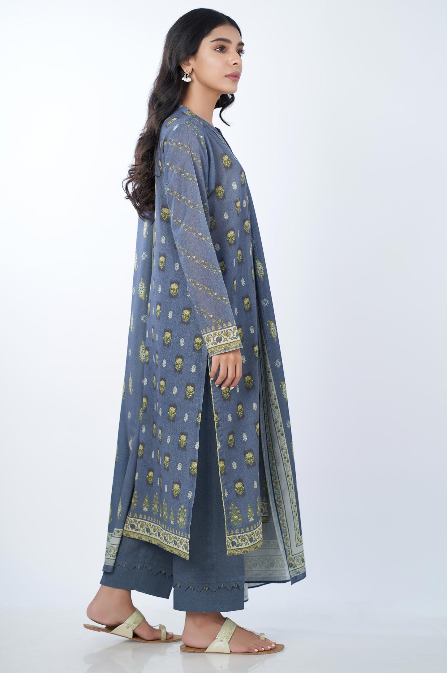 Unstitched 3 Piece Printed Karandi Suit