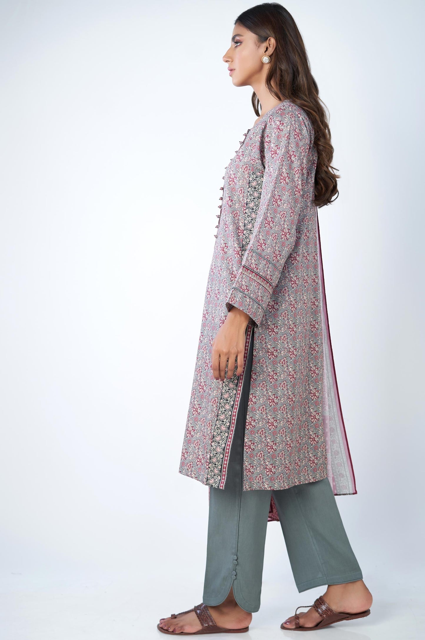 Unstitched 3 Piece Printed Karandi Suit