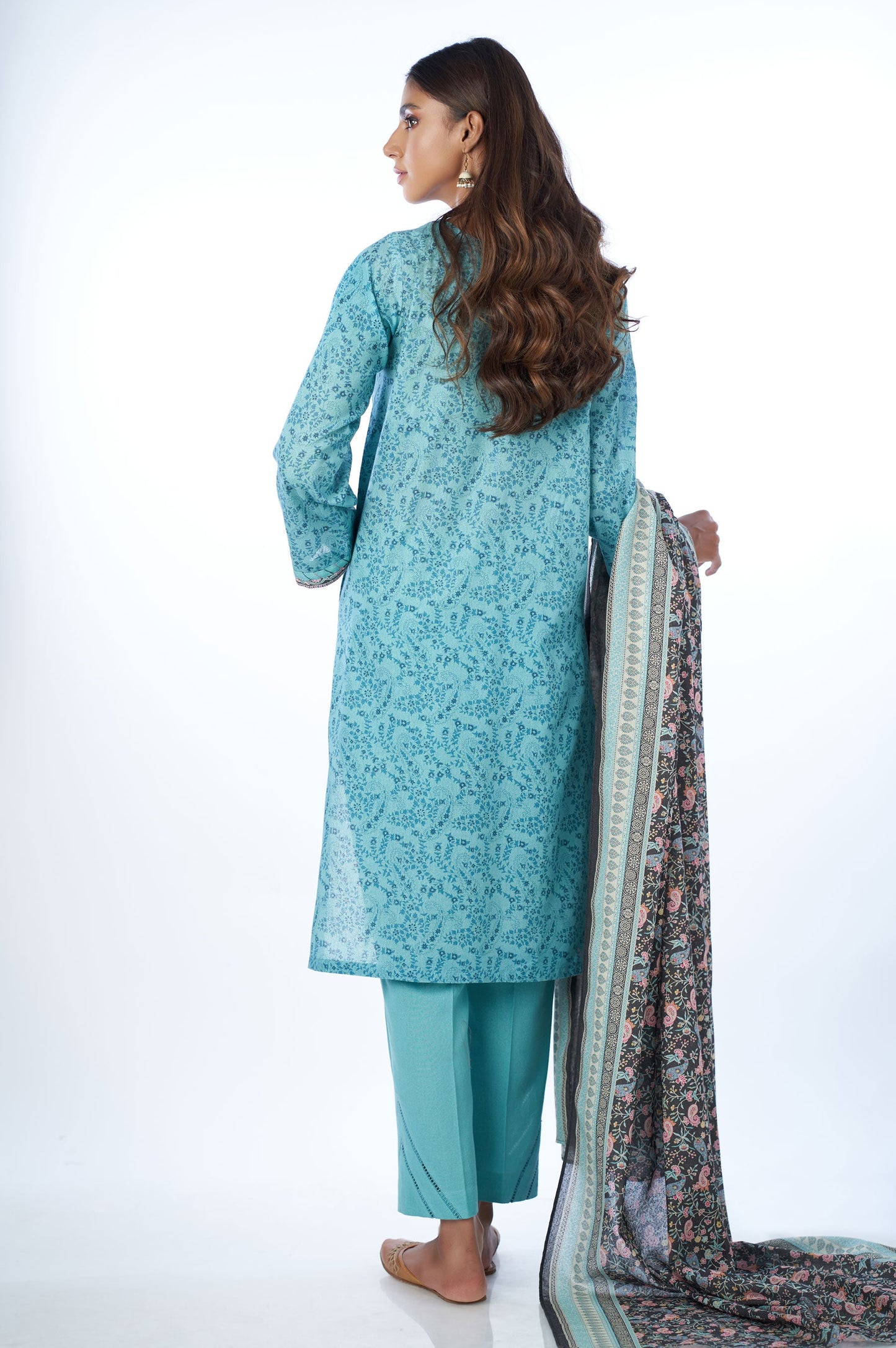 Unstitched 3 Piece Printed Karandi Suit
