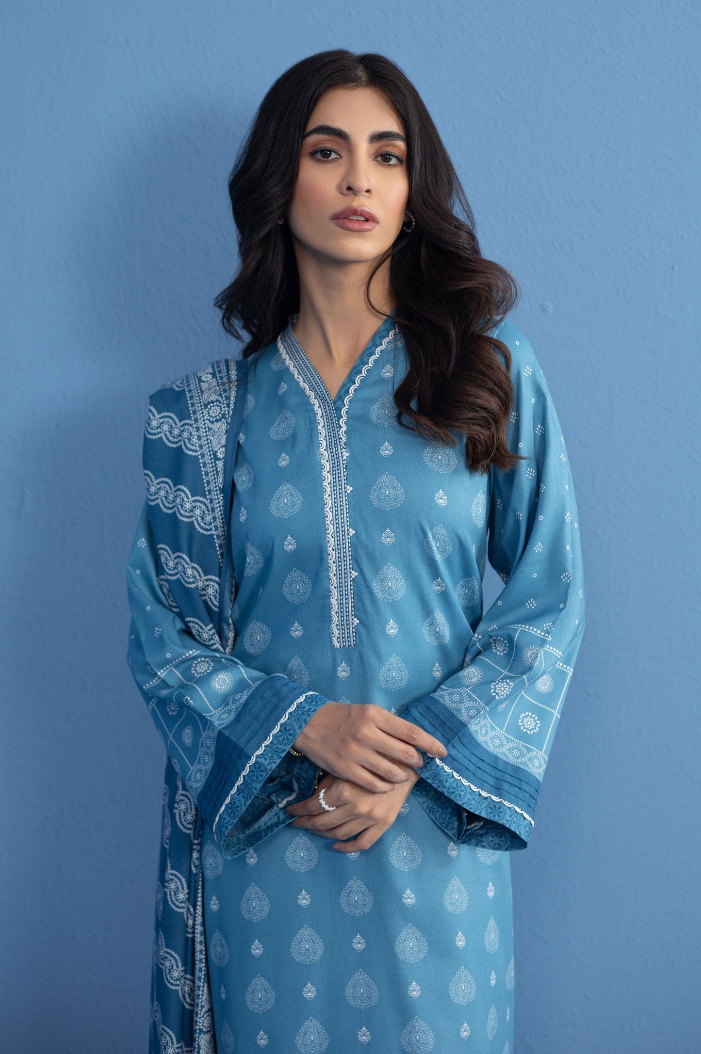Unstitched 3 Piece Printed Linen Viscose Suit