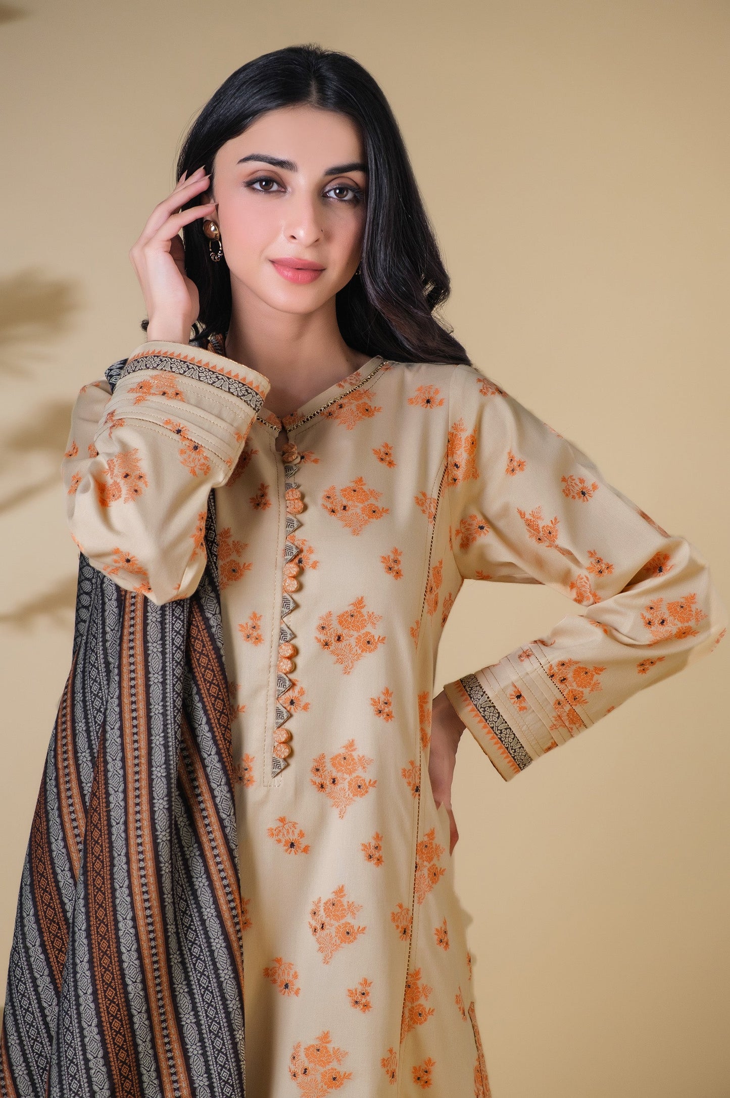 Unstitched 3 Piece Dyed Jacquard Suit