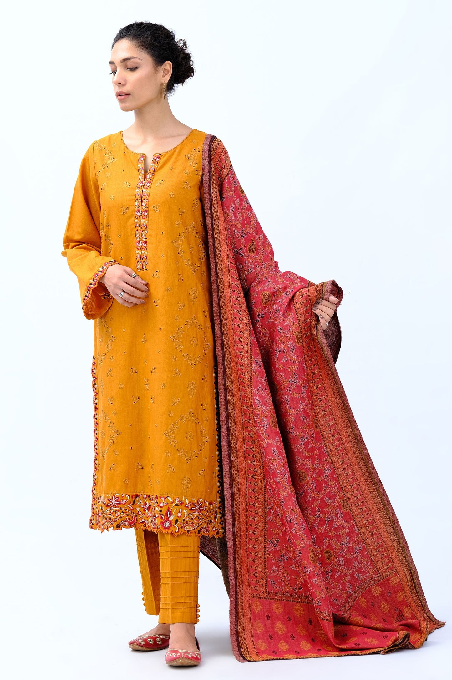 Stitched 3 Piece Embroidered Khaddar Suit