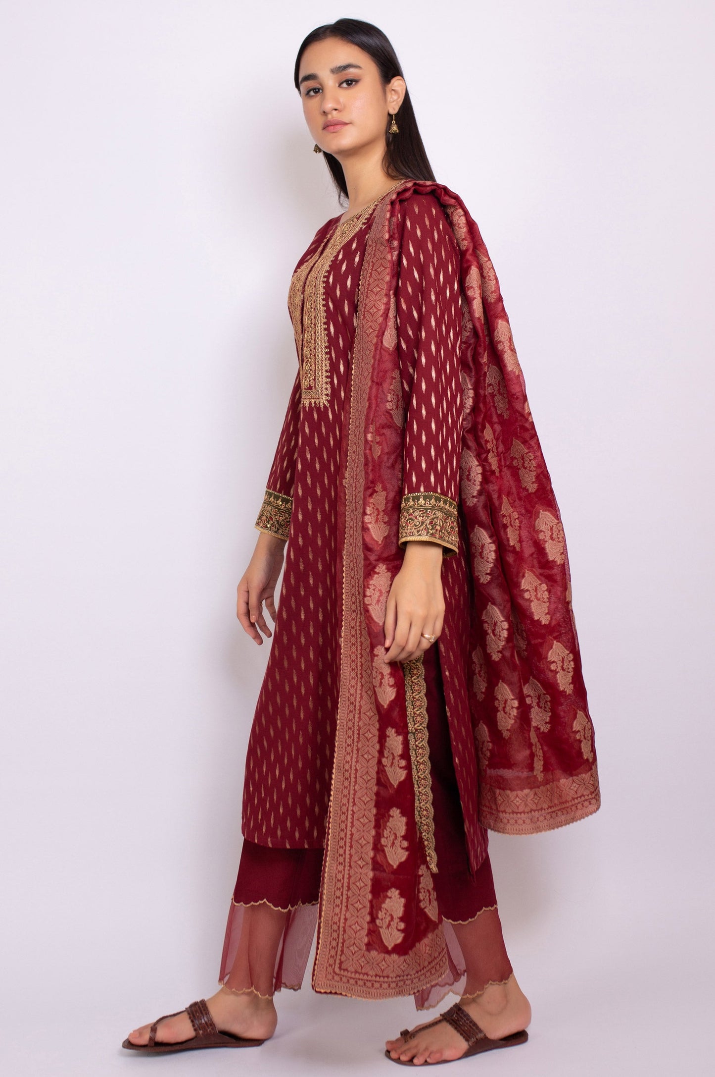 Unstitched 3 Piece Embroidered Maysuri Jacquard Suit