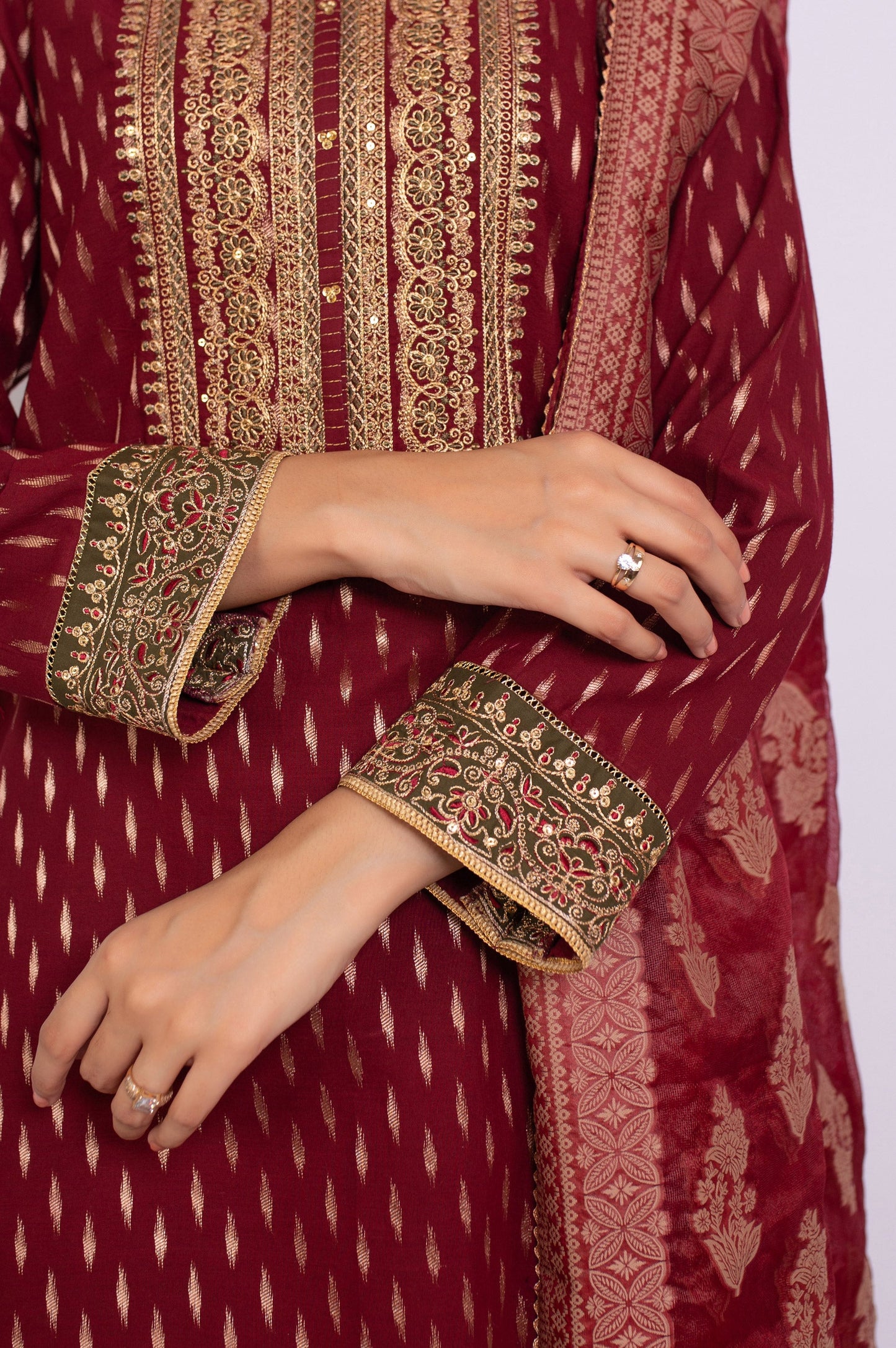Unstitched 3 Piece Embroidered Maysuri Jacquard Suit