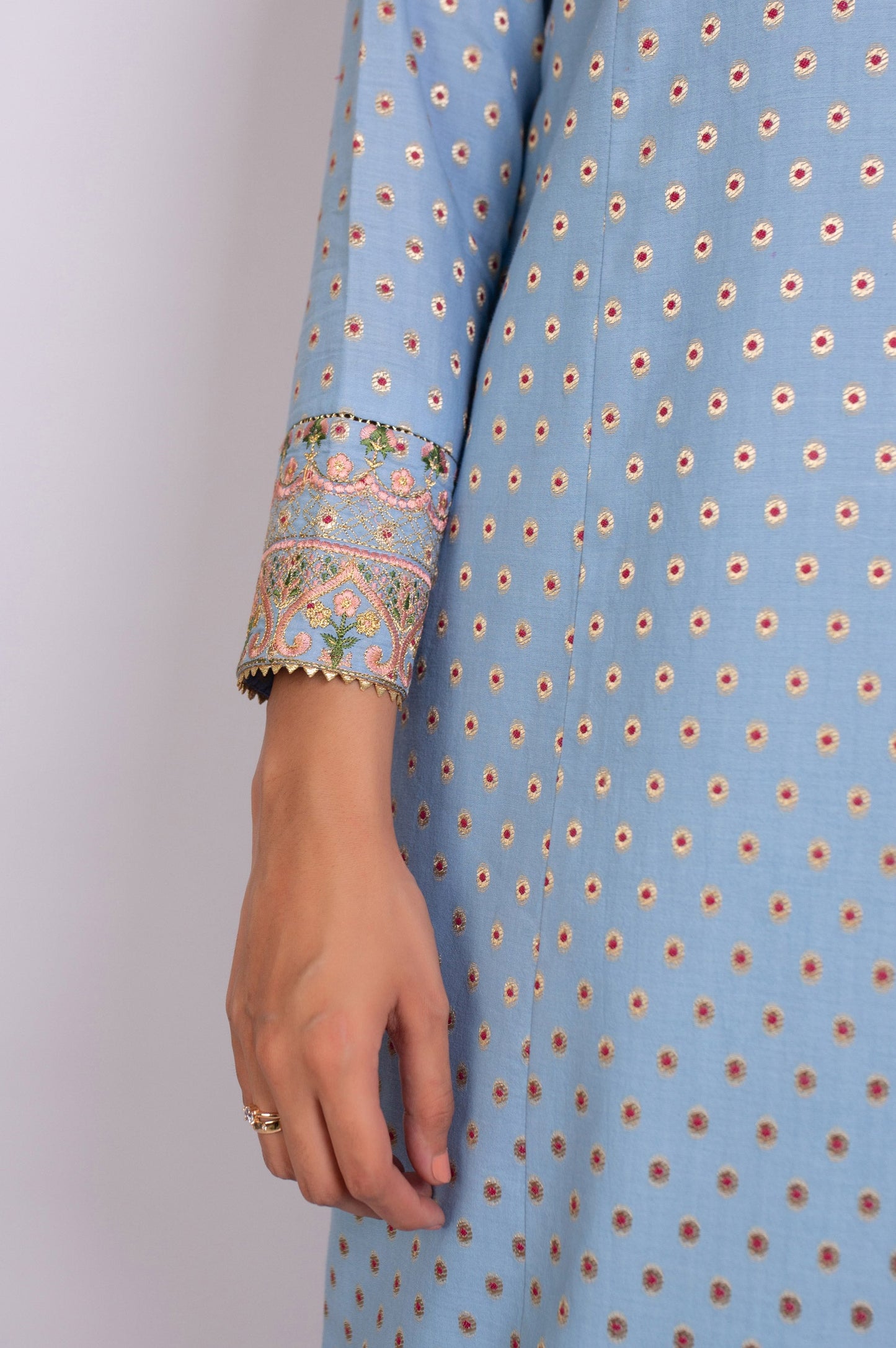 Unstitched 3 Piece Embroidered Maysuri Jacquard Suit