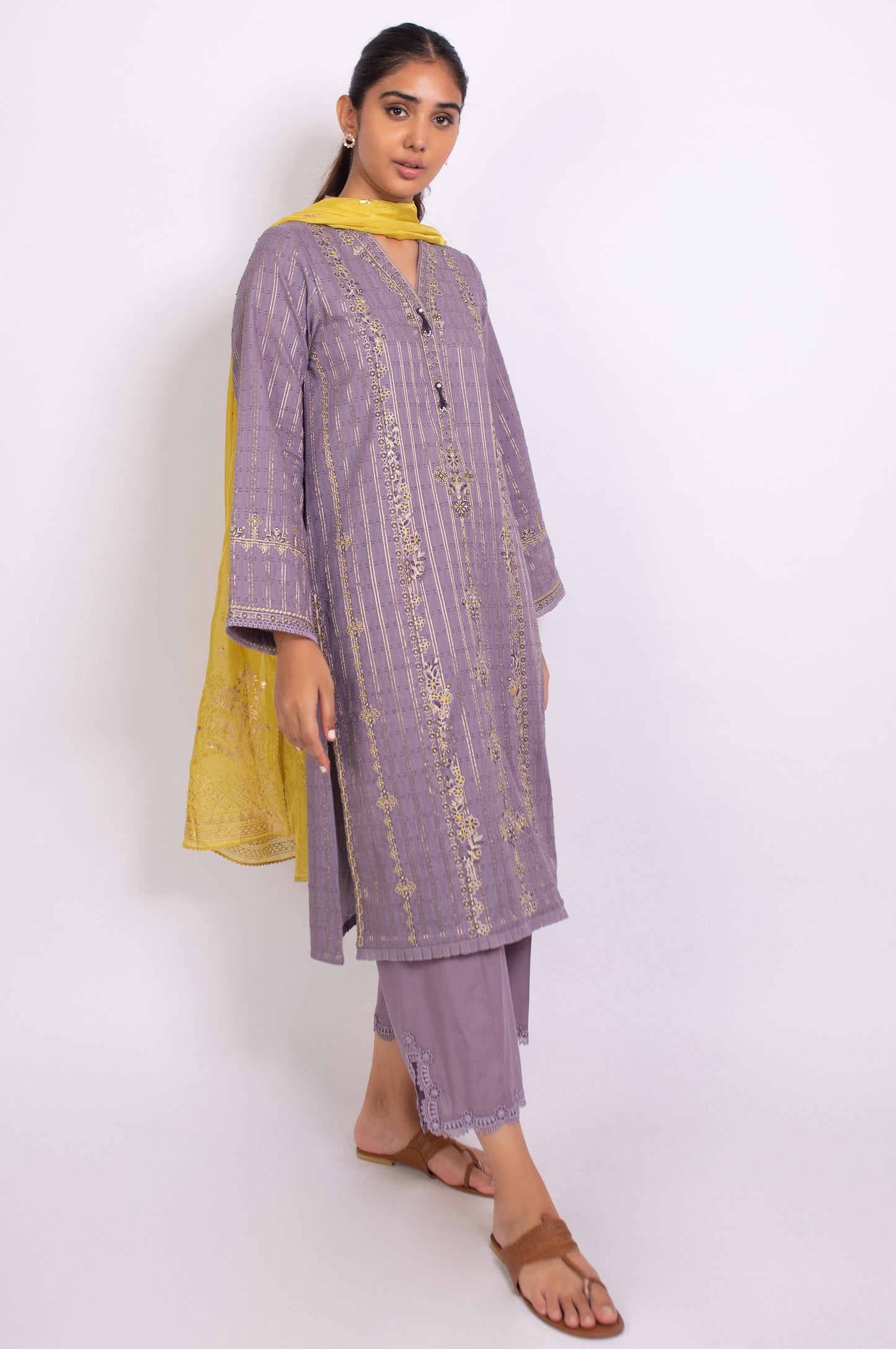Unstitched 3 Piece Embroidered Maysuri Jacquard Suit