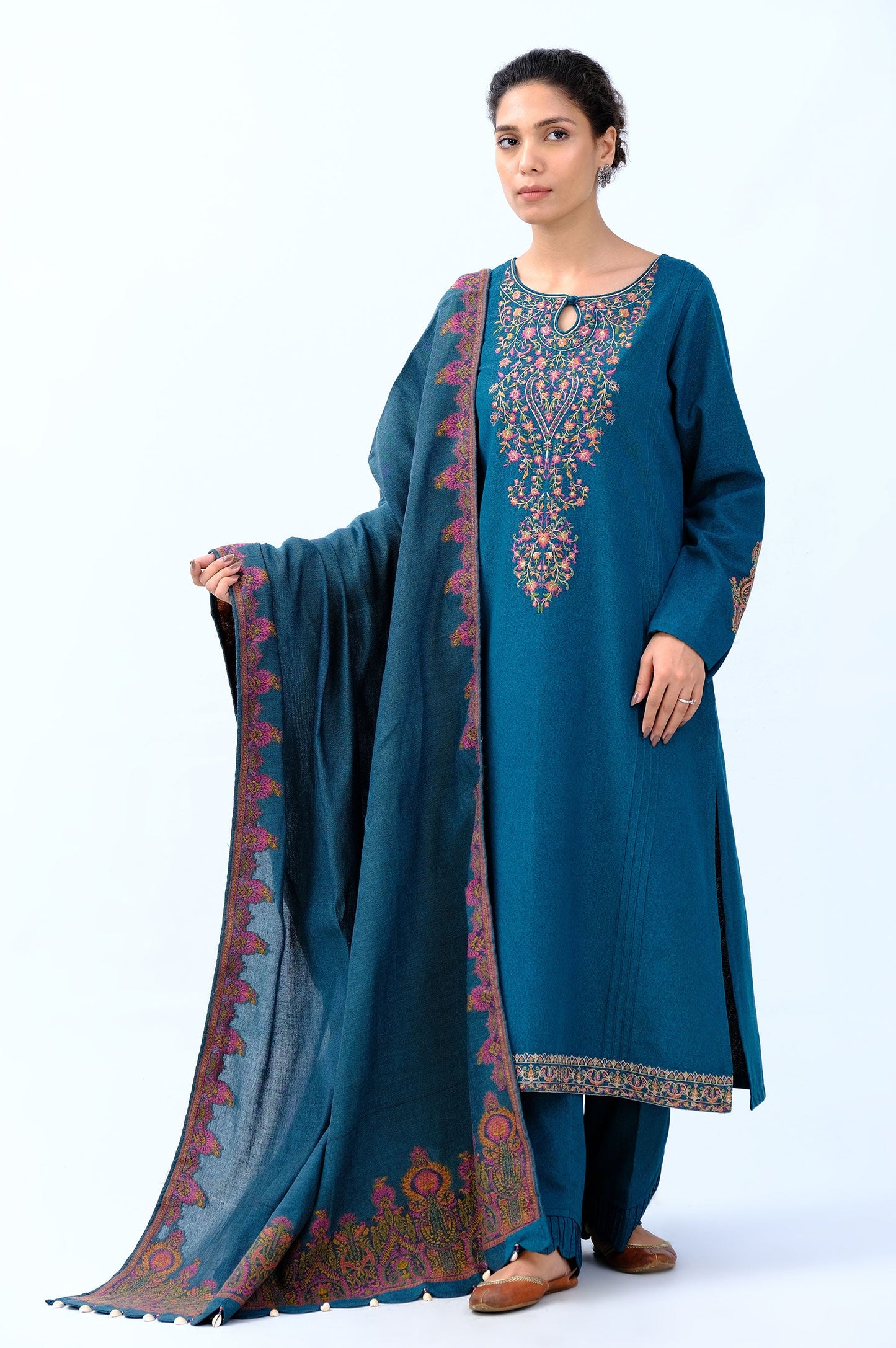Unstitched 3 Piece Embroidered Karandi Suit
