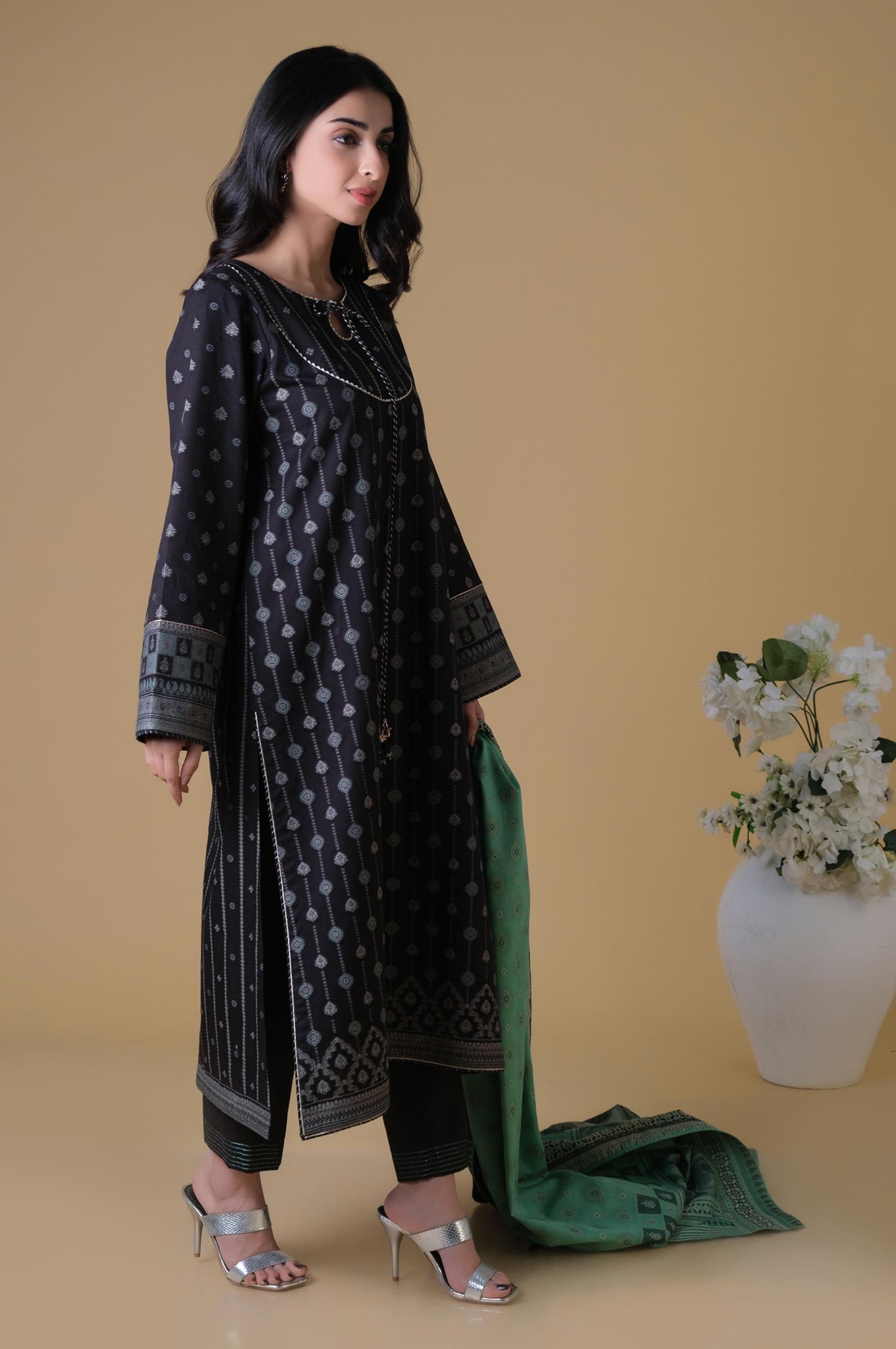 Unstitched 3 Piece Dyed Jacquard Suit