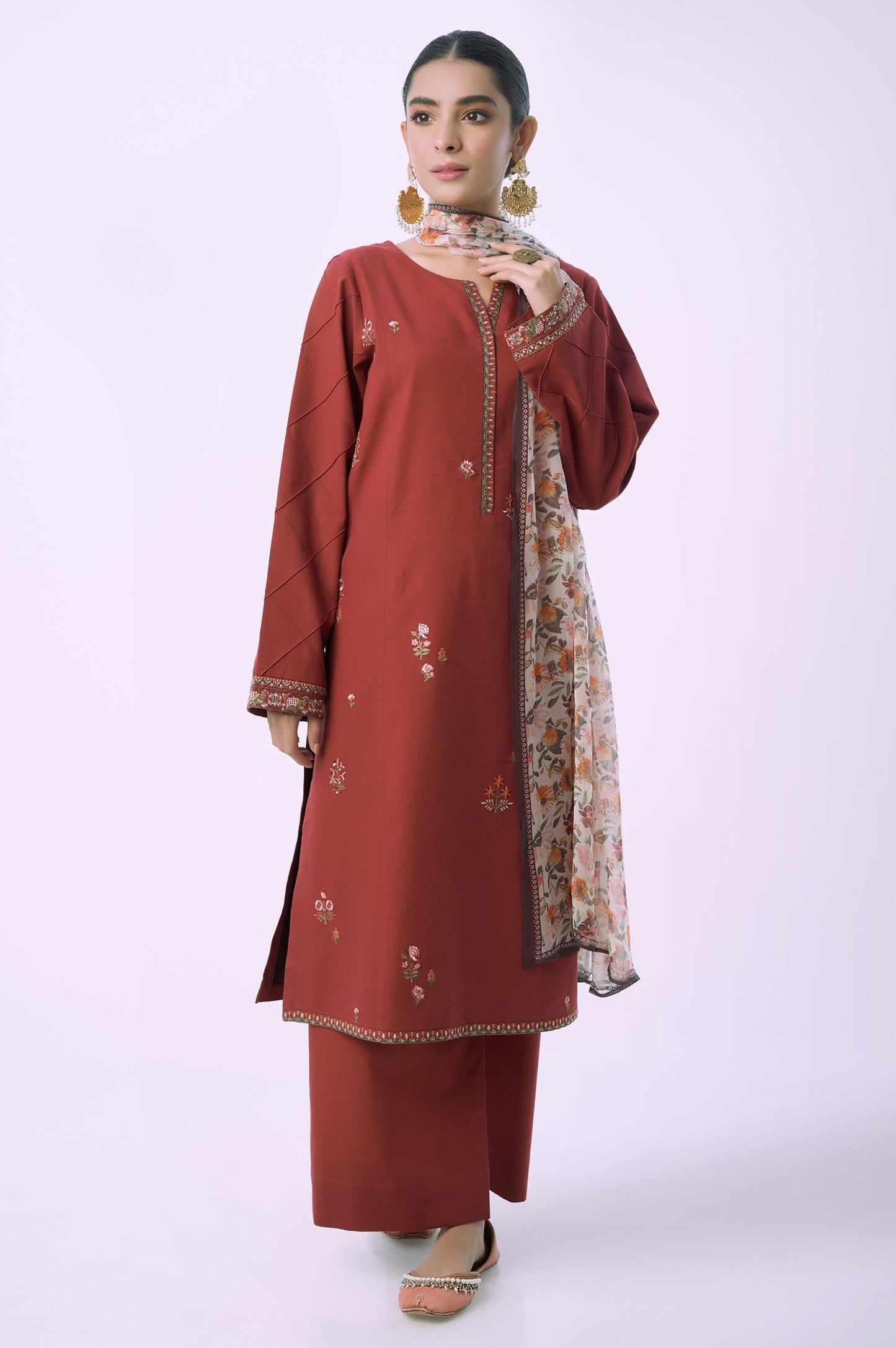 Unstitched 3 Piece Embroidered Cambric with Chiffon Dupatta