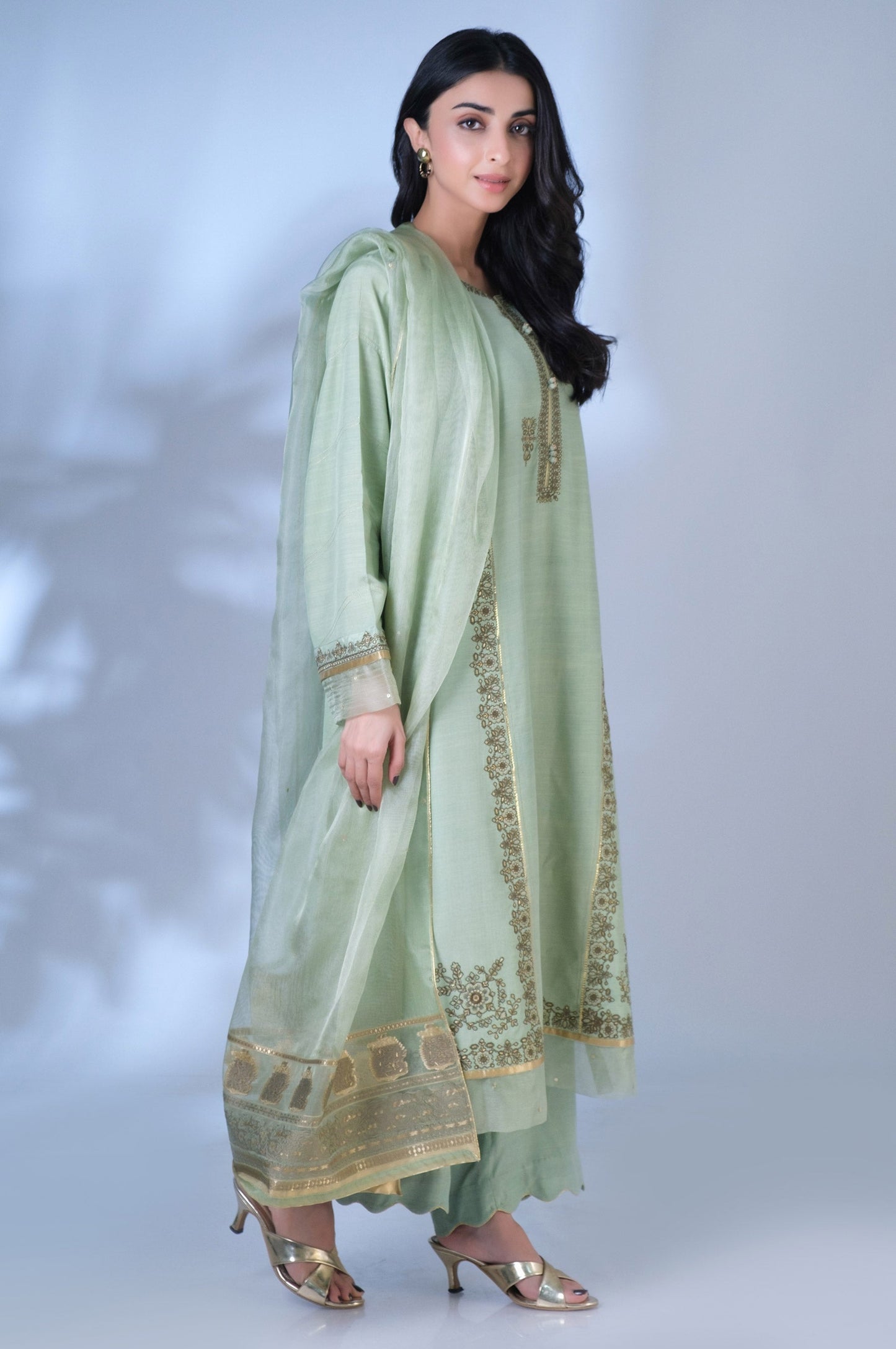 Unstitched 3 Piece Embroidered Raw Silk Suit