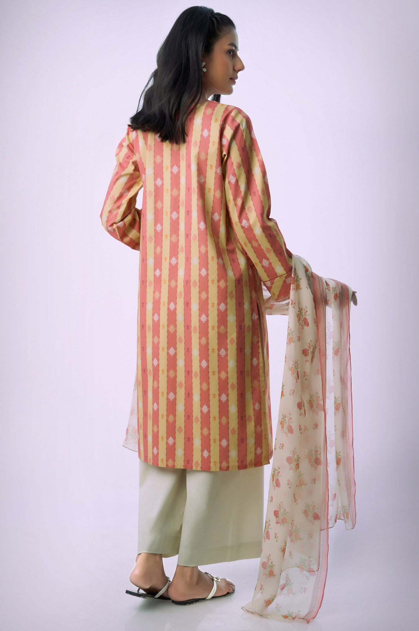 Unstitched 3 Piece Printed Lawn Shirt with Chiffon Dupatta