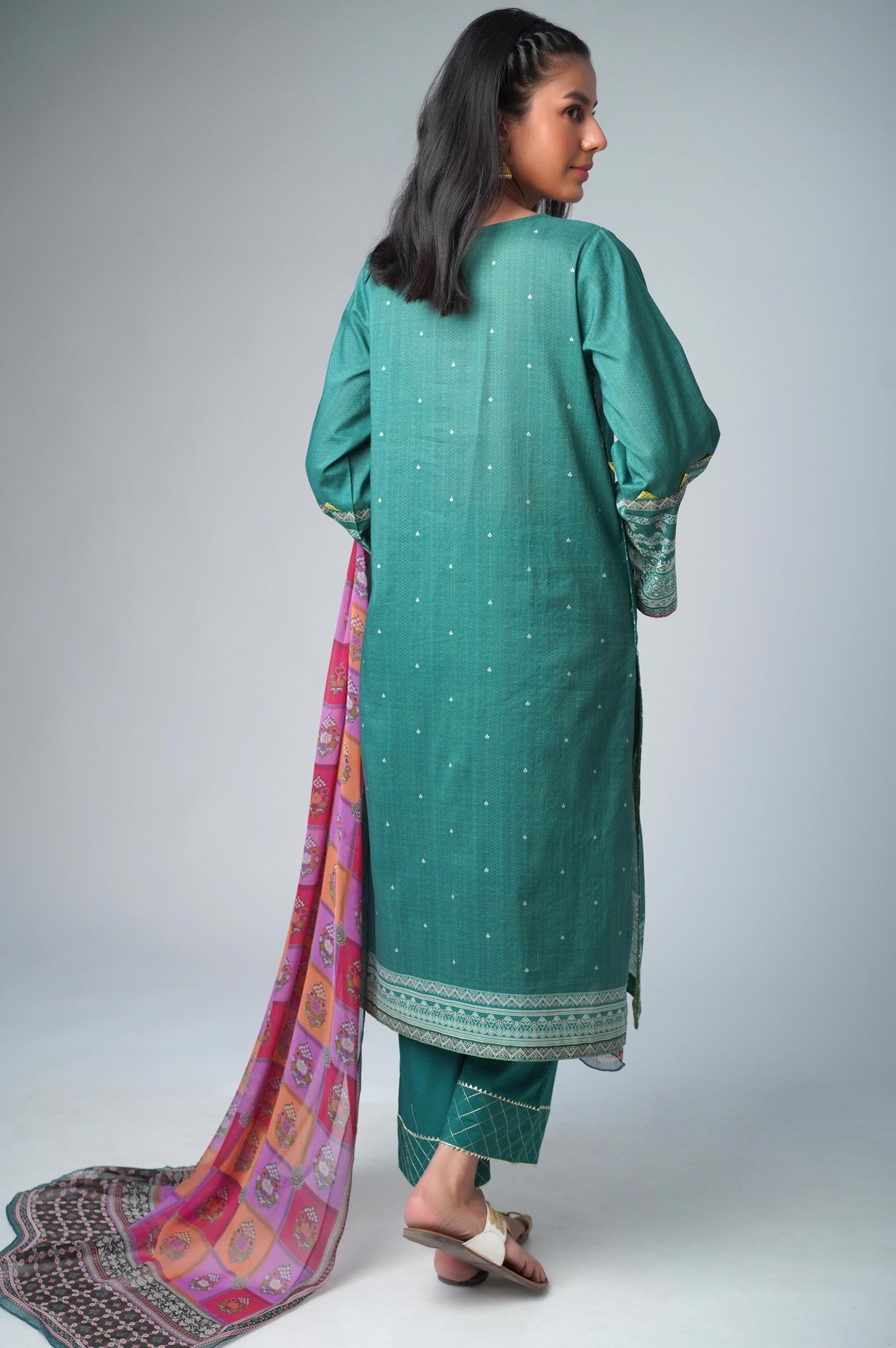 Unstitched 3 Piece Printed Lawn