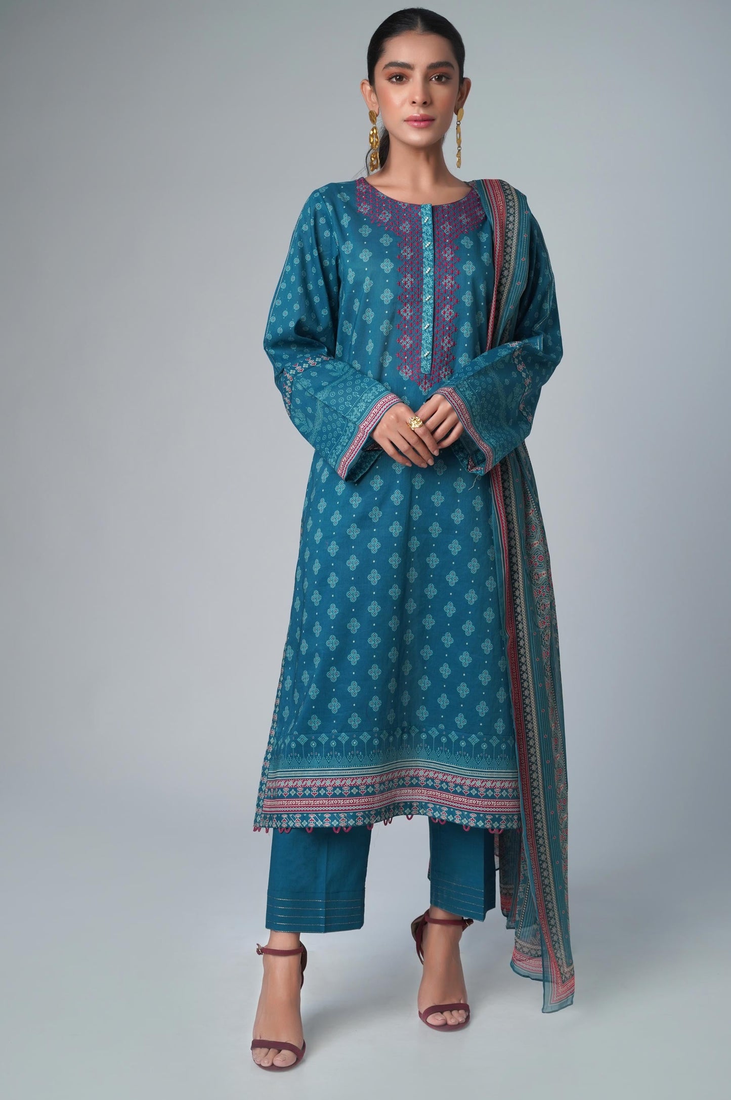 Unstitched 3 Piece Printed Lawn