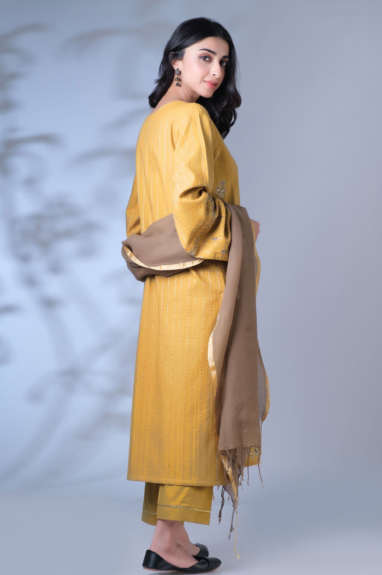 Unstitched 3 Piece Embroidered Mysuri Jacquard Suit