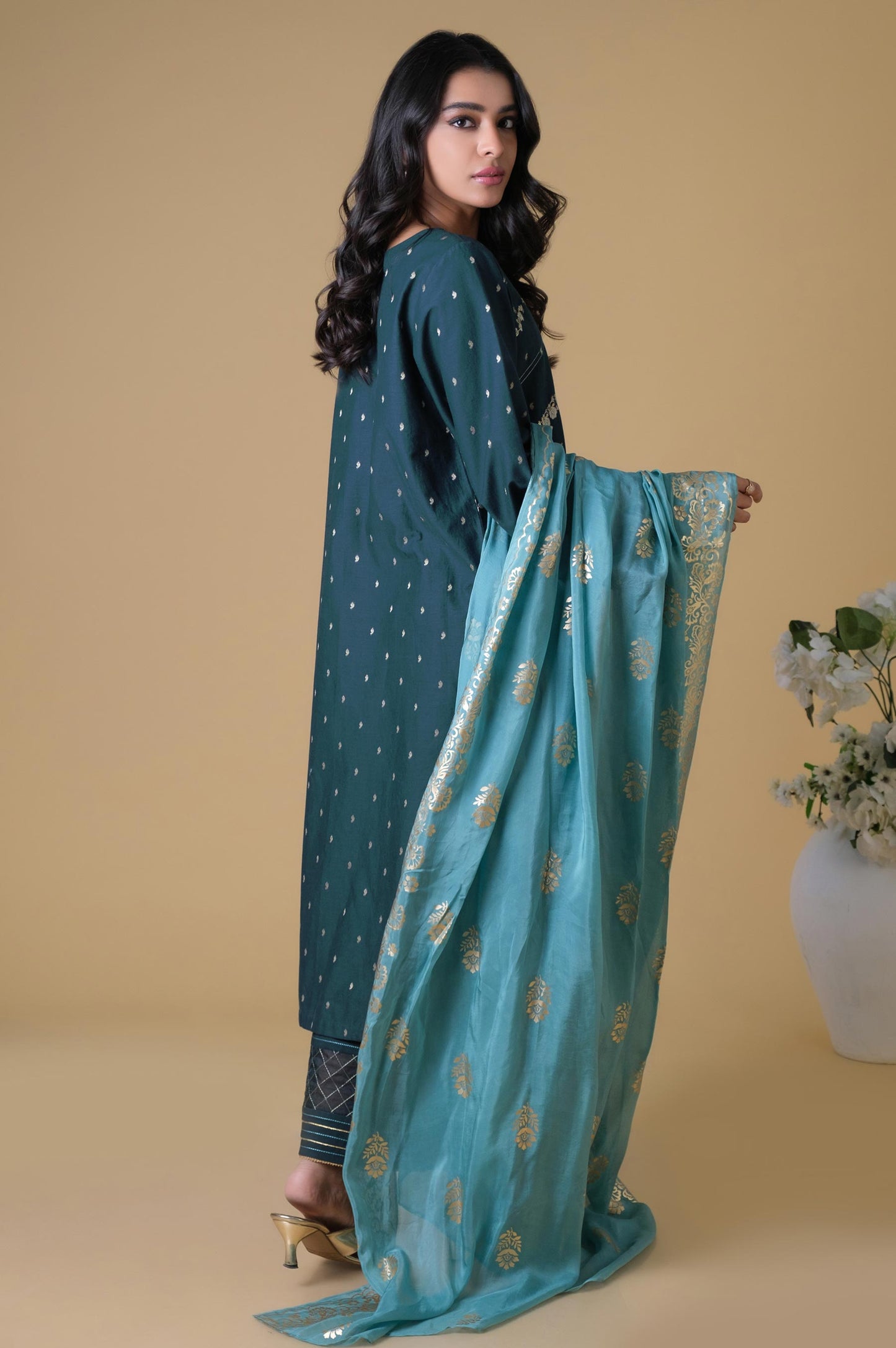 Unstitched 3 Piece Embroidered Mysuri Jacquard Suit