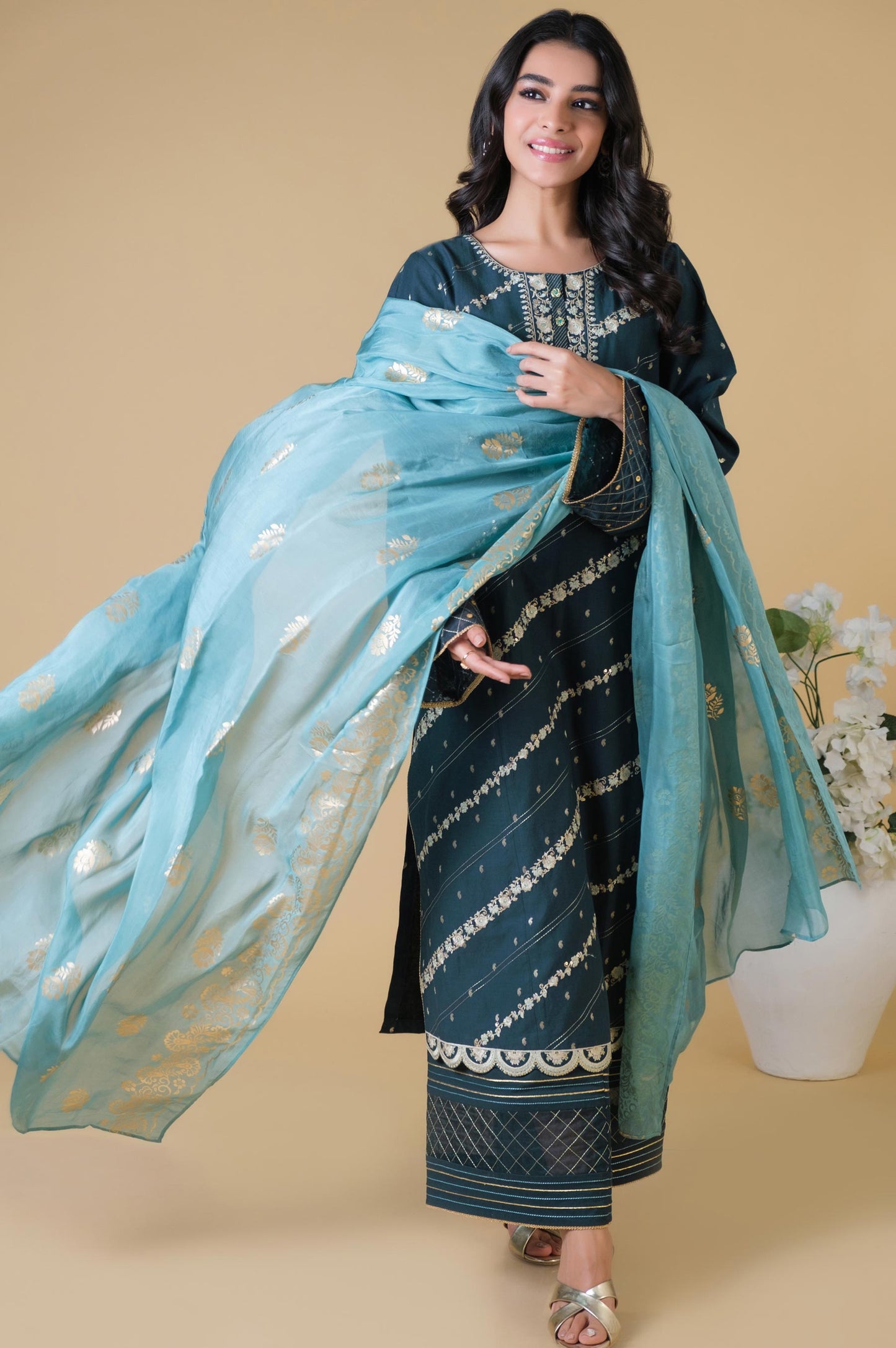 Unstitched 3 Piece Embroidered Mysuri Jacquard Suit